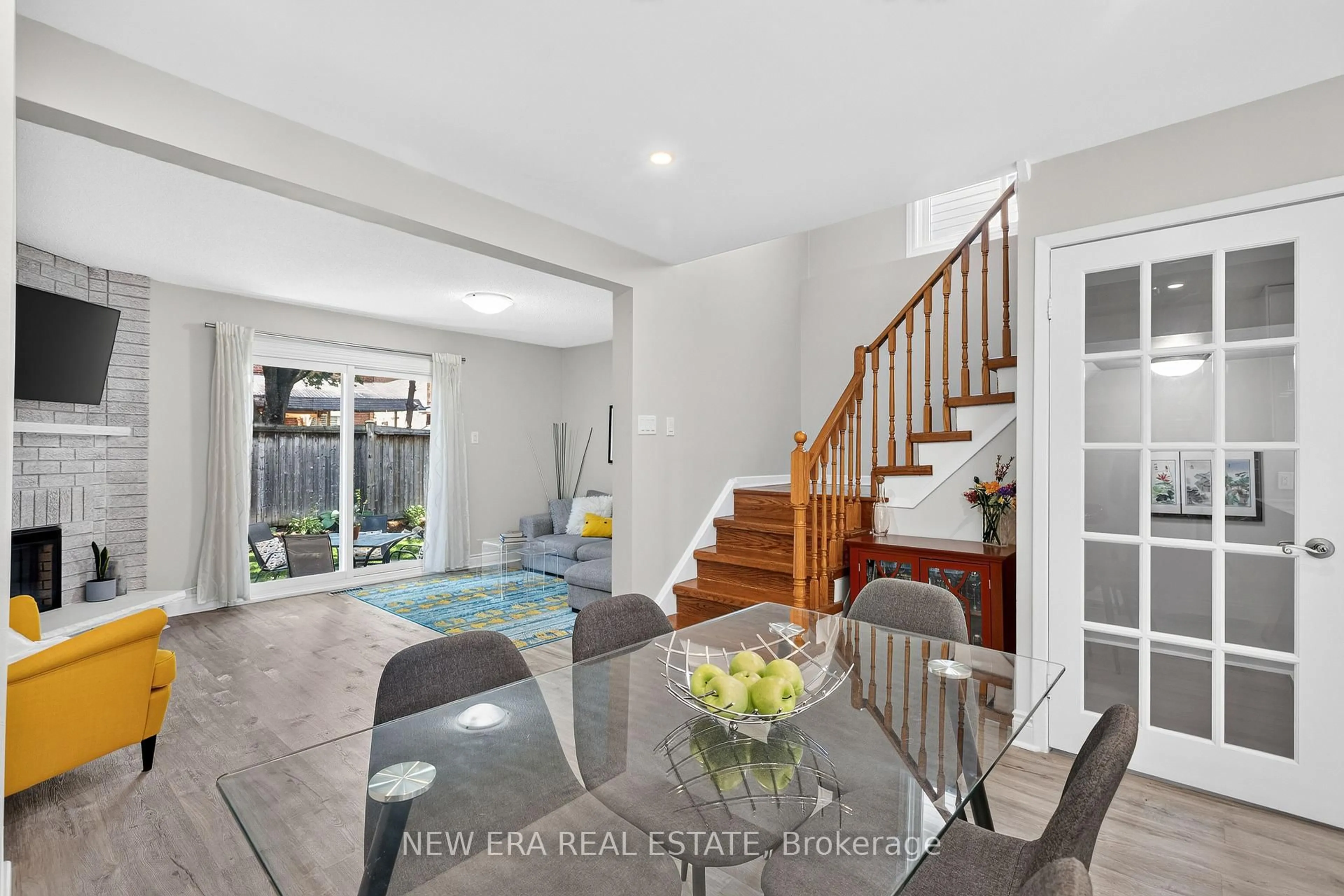 Unknown for 5020 Delaware Dr #51, Mississauga Ontario L4Z 3C3