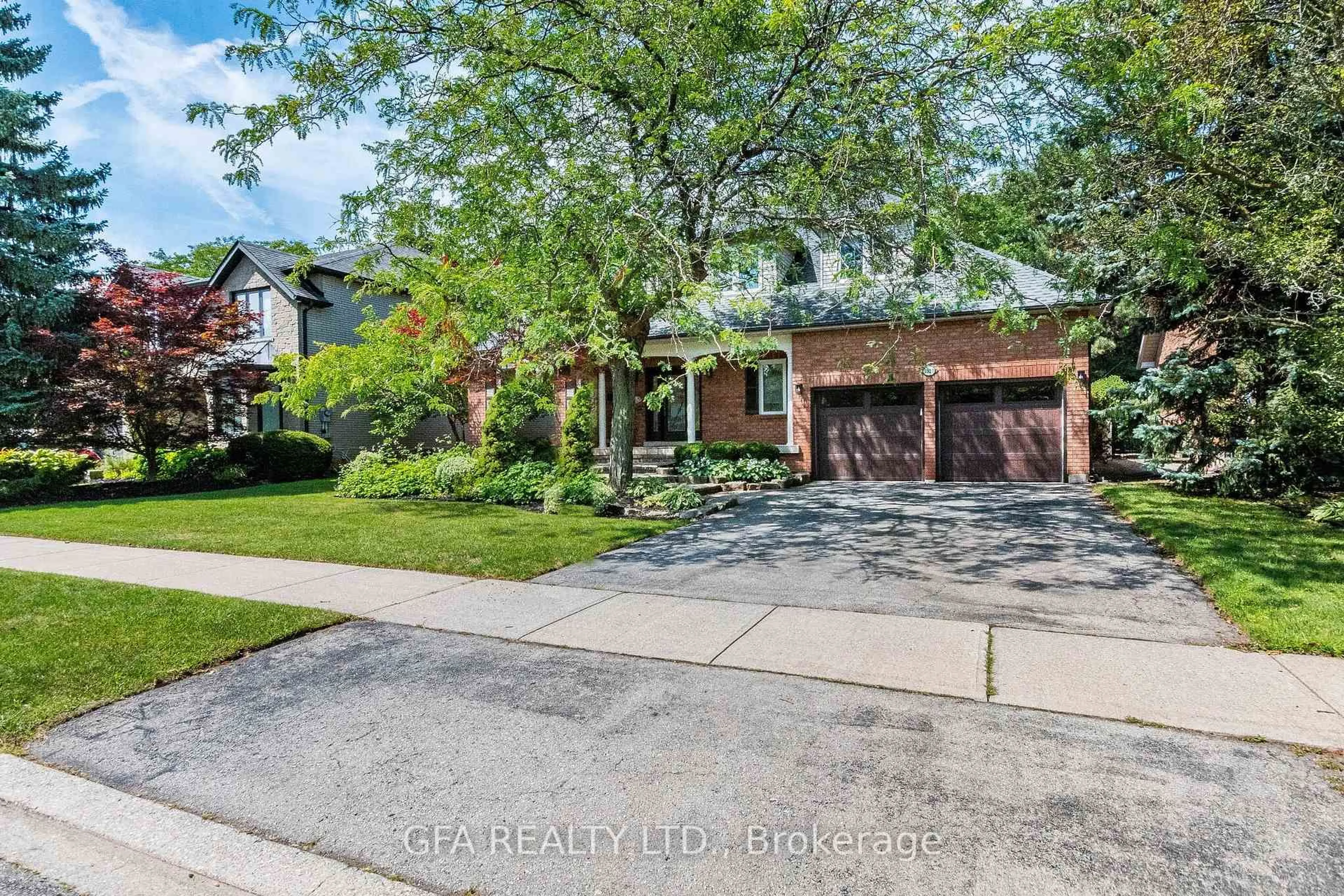 Home with brick exterior material, street for 1027 Masters Green, Oakville Ontario L6M 2N7
