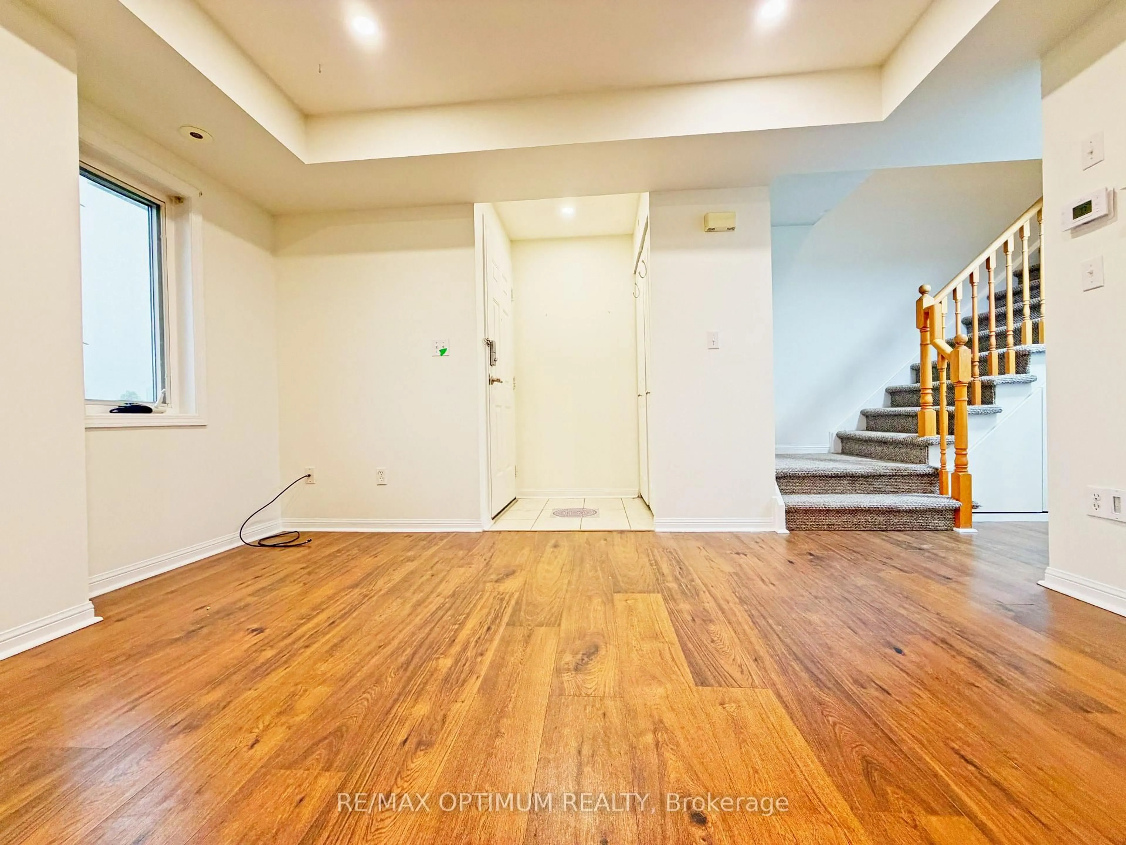 A pic of a room for 4620 Guildwood Way #17, Mississauga Ontario L5R 4H5