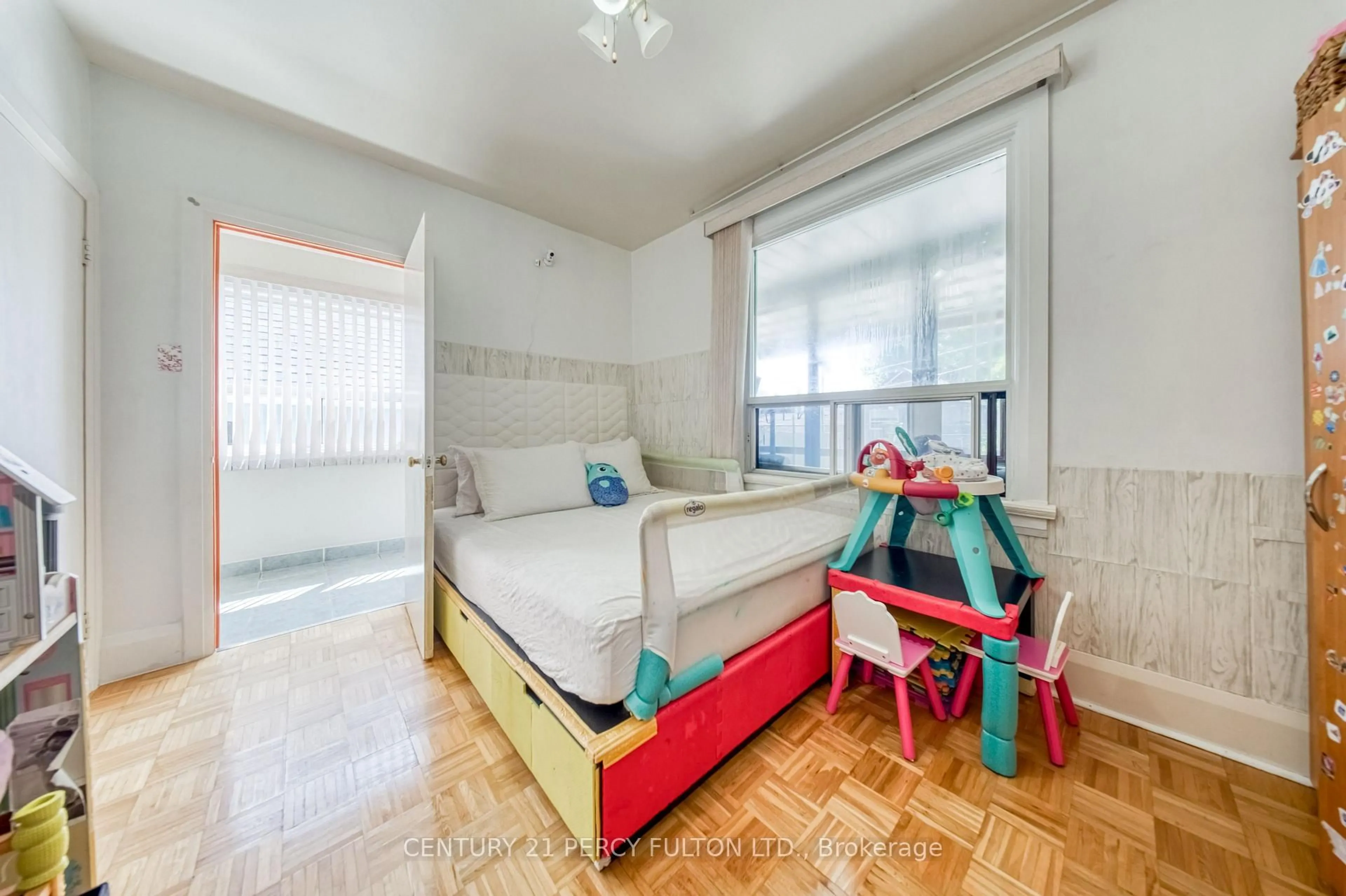 Bedroom with bed, unknown for 15 Haverson Blvd, Toronto Ontario M6M 3J5
