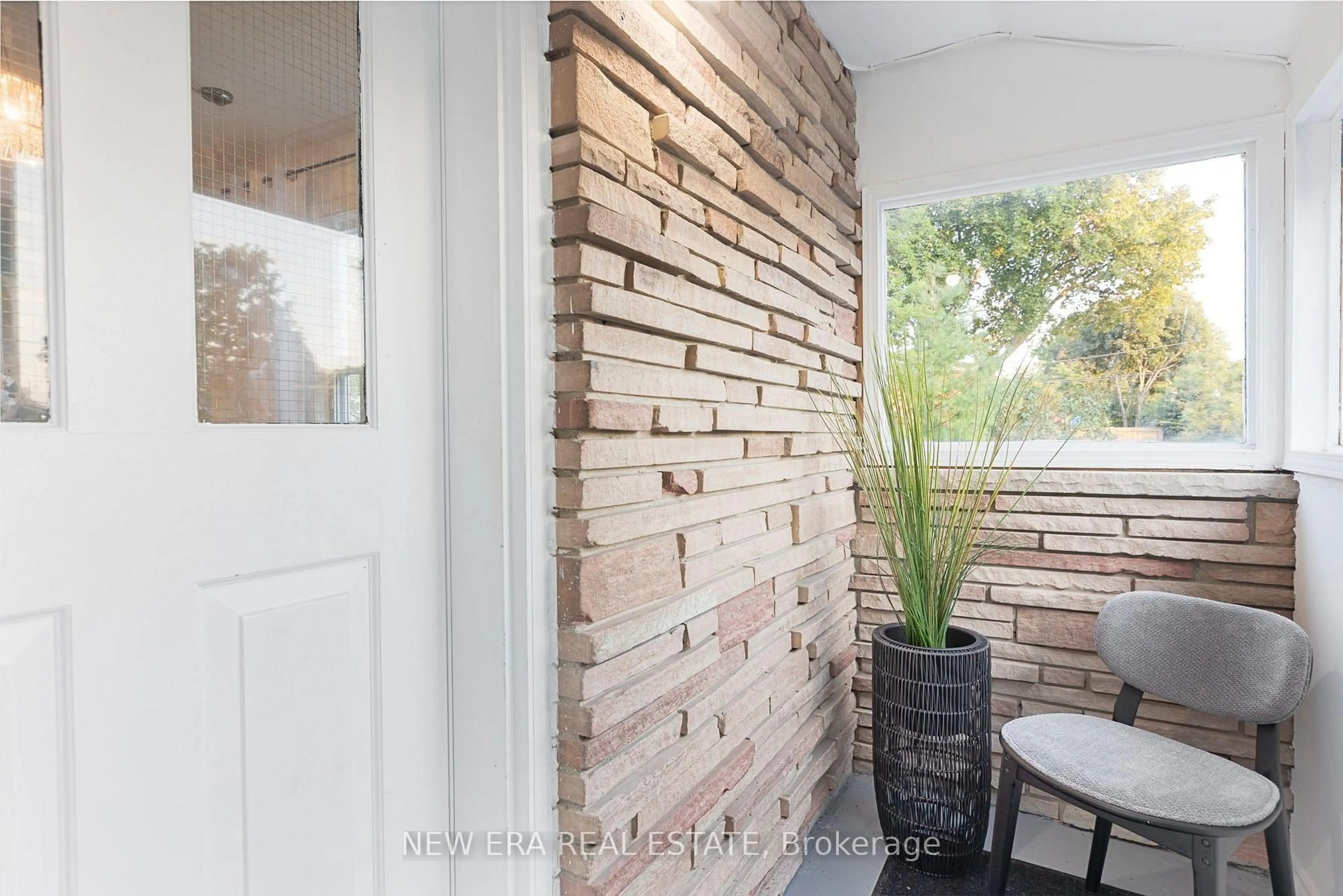 Indoor entryway for 4246 Bloor St, Toronto Ontario M9C 1Z7