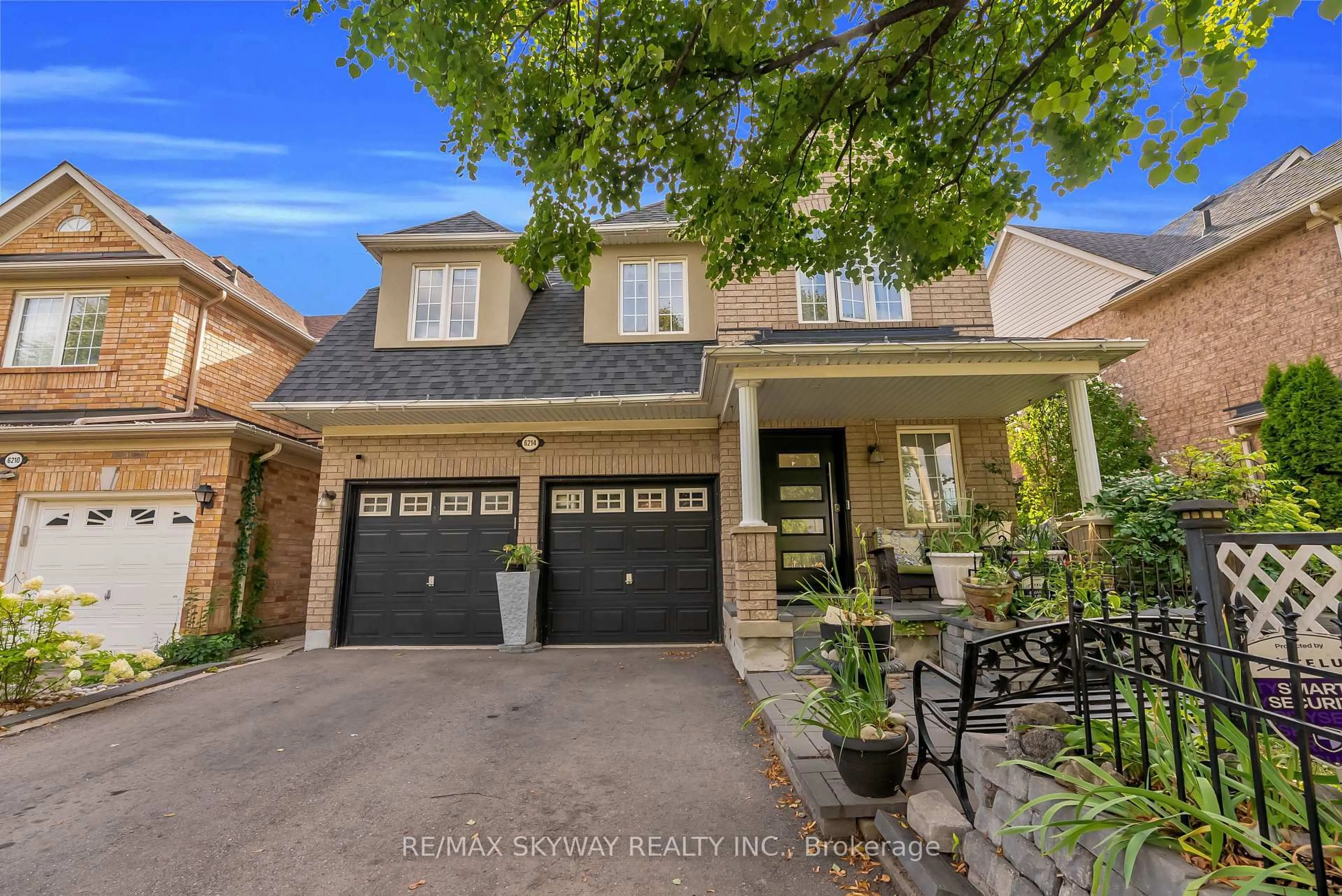 Home with brick exterior material, street for 6214 Miriam Way, Mississauga Ontario L5N 8J6