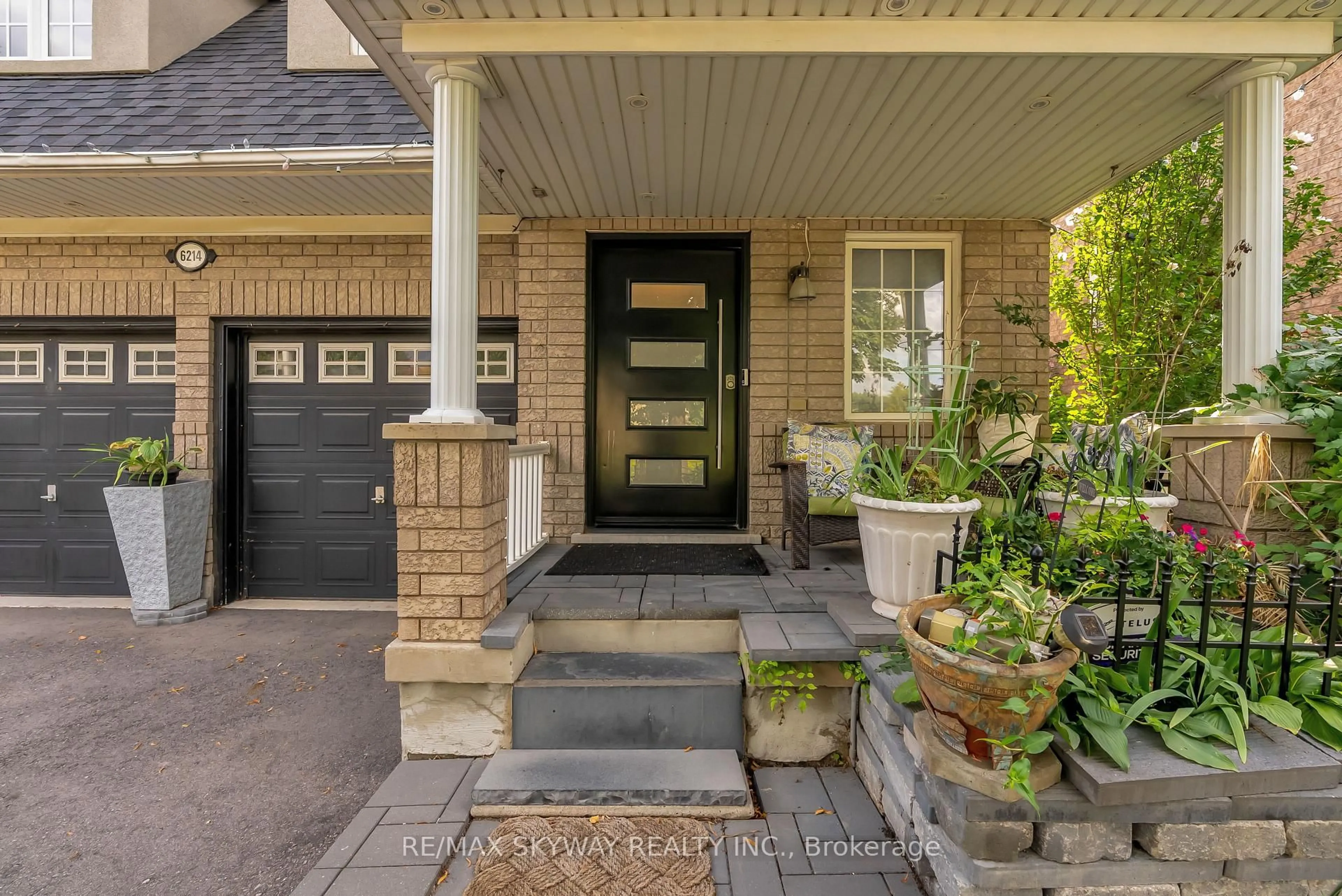 Home with brick exterior material, street for 6214 Miriam Way, Mississauga Ontario L5N 8J6