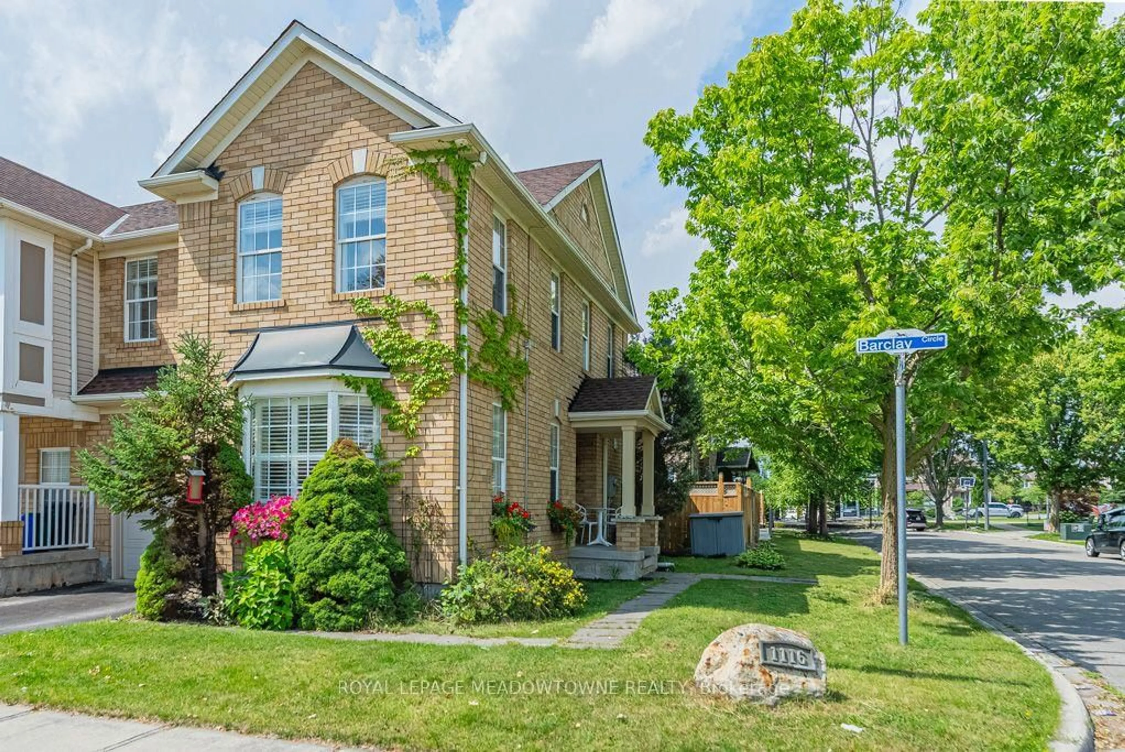Home with brick exterior material, street for 1116 Barclay Circ, Milton Ontario L9T 5W4
