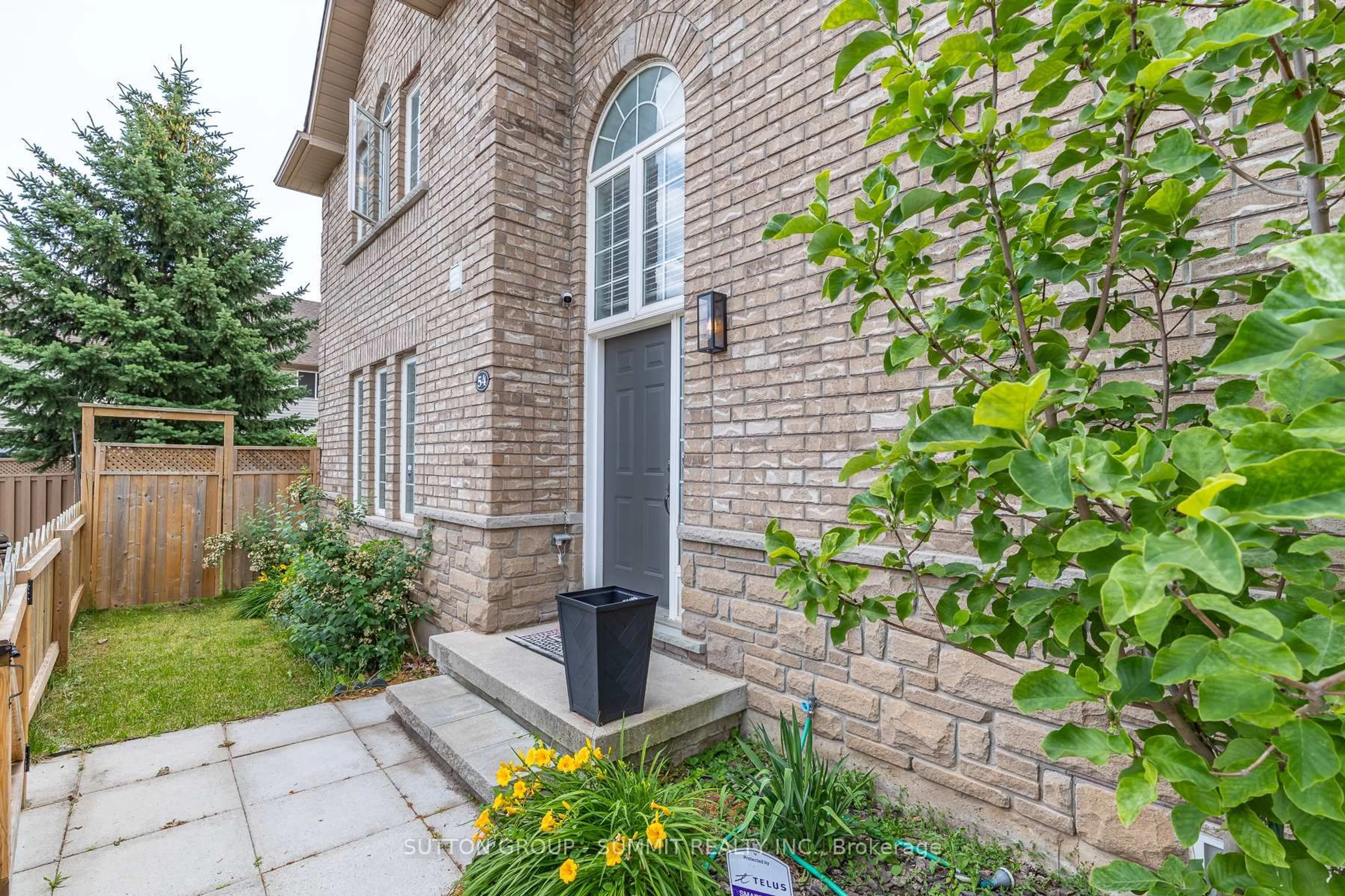 Home with brick exterior material, street for 4055 Forest Run Ave #54, Burlington Ontario L7M 5B8