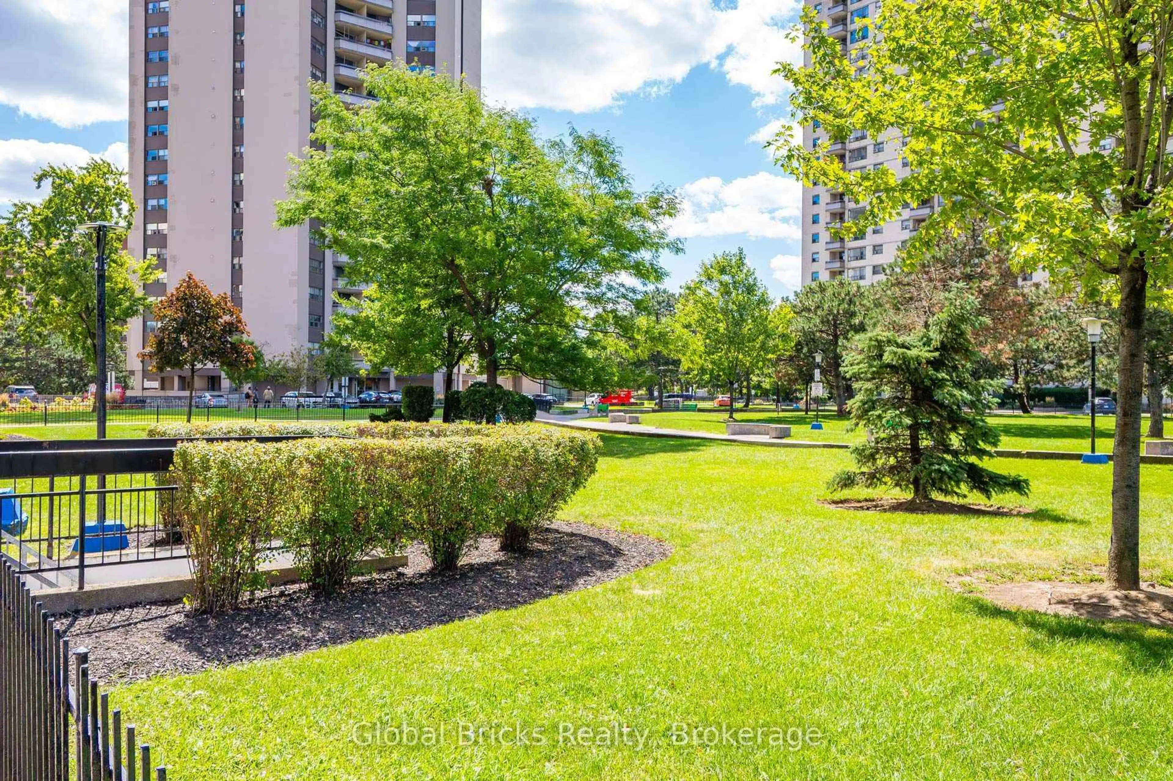 Patio, unknown for 380 Dixon Rd #1904, Toronto Ontario M9R 1T3