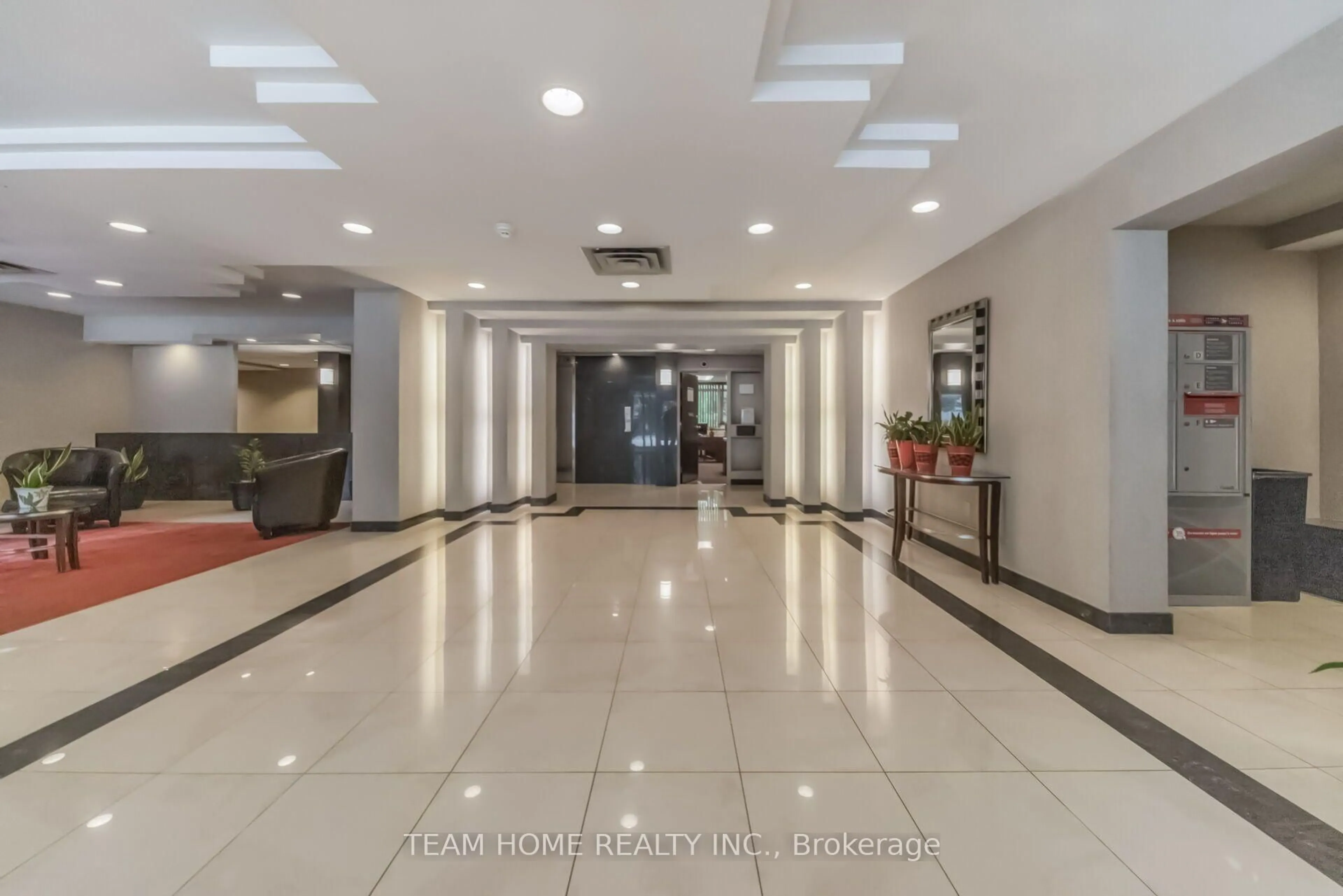 Lobby for 300 Webb Dr #604, Mississauga Ontario L5B 3W3
