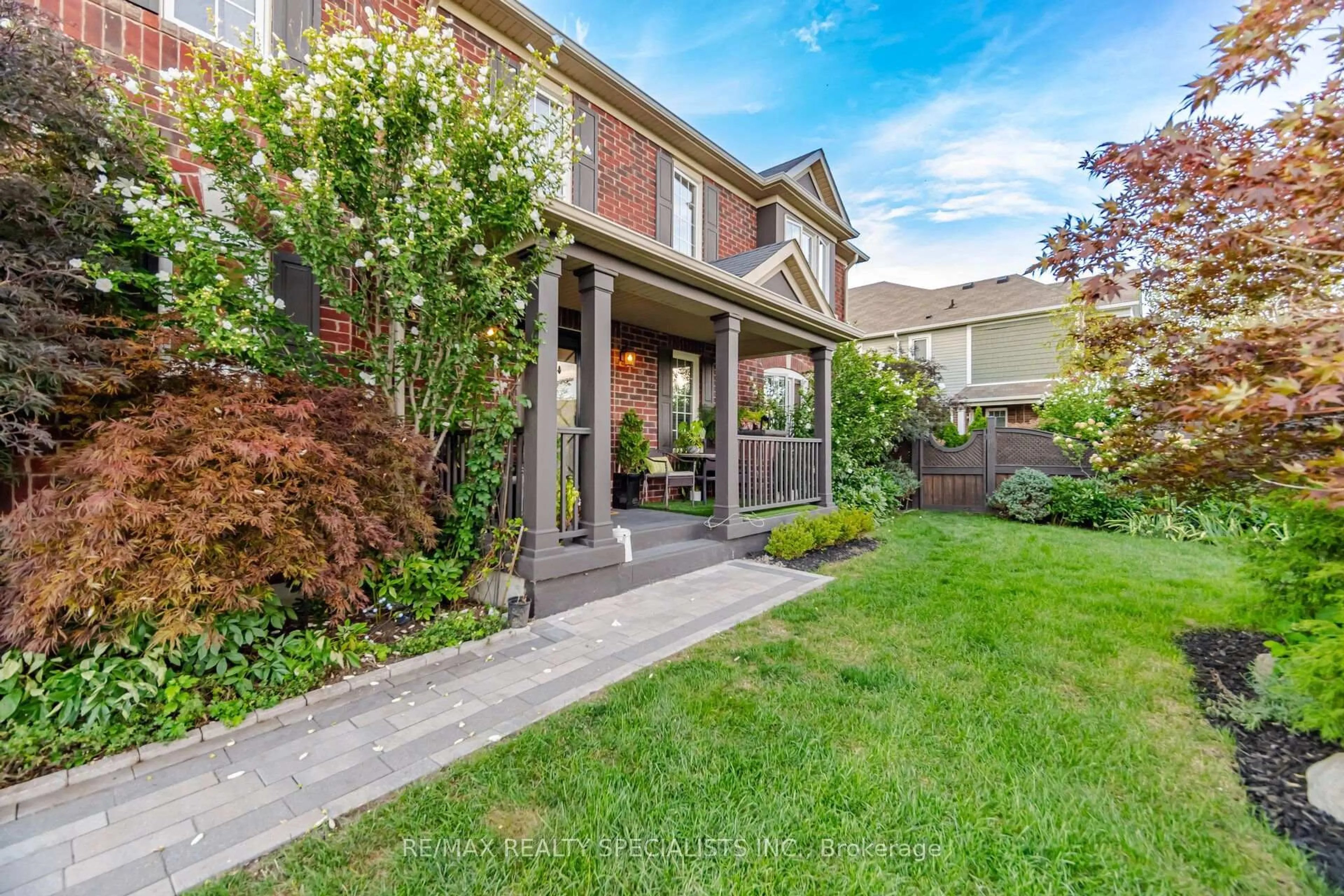 Unknown for 308 Mortimer Cres, Milton Ontario L9T 8N6