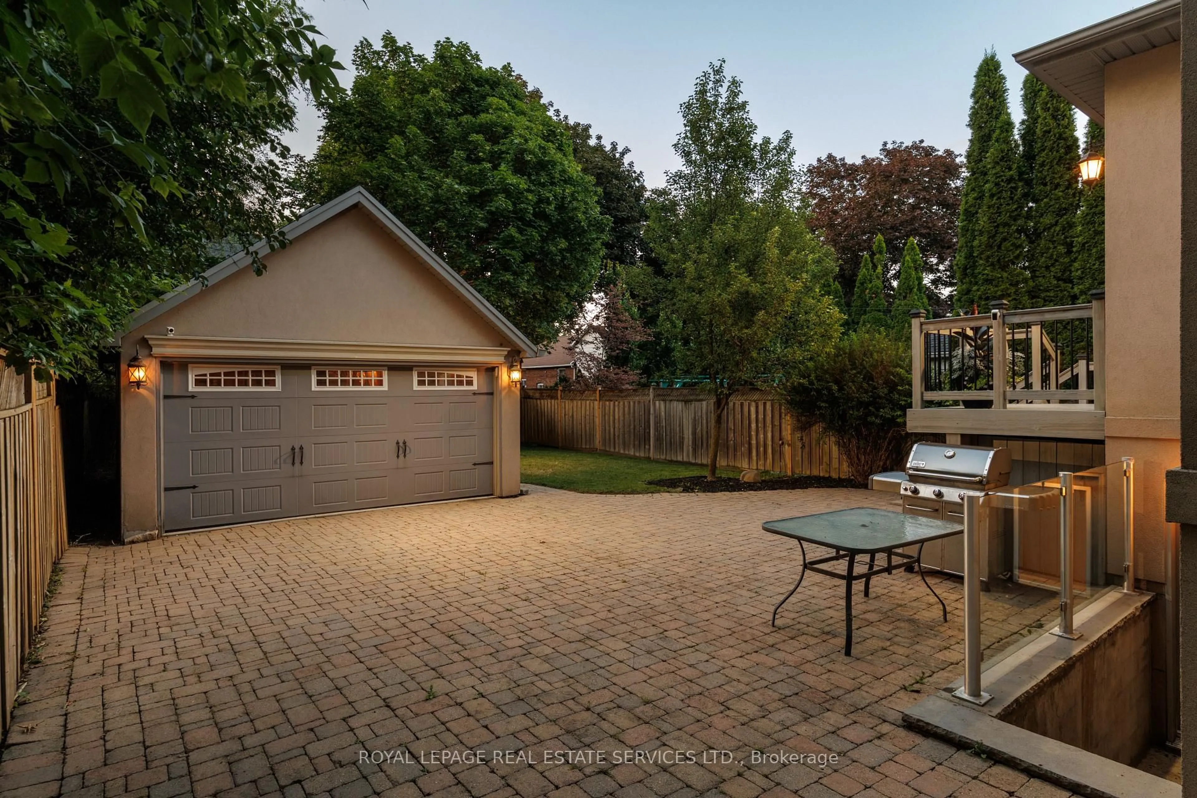 Unknown for 4 Springbrook Gdns, Toronto Ontario M8Z 3B3