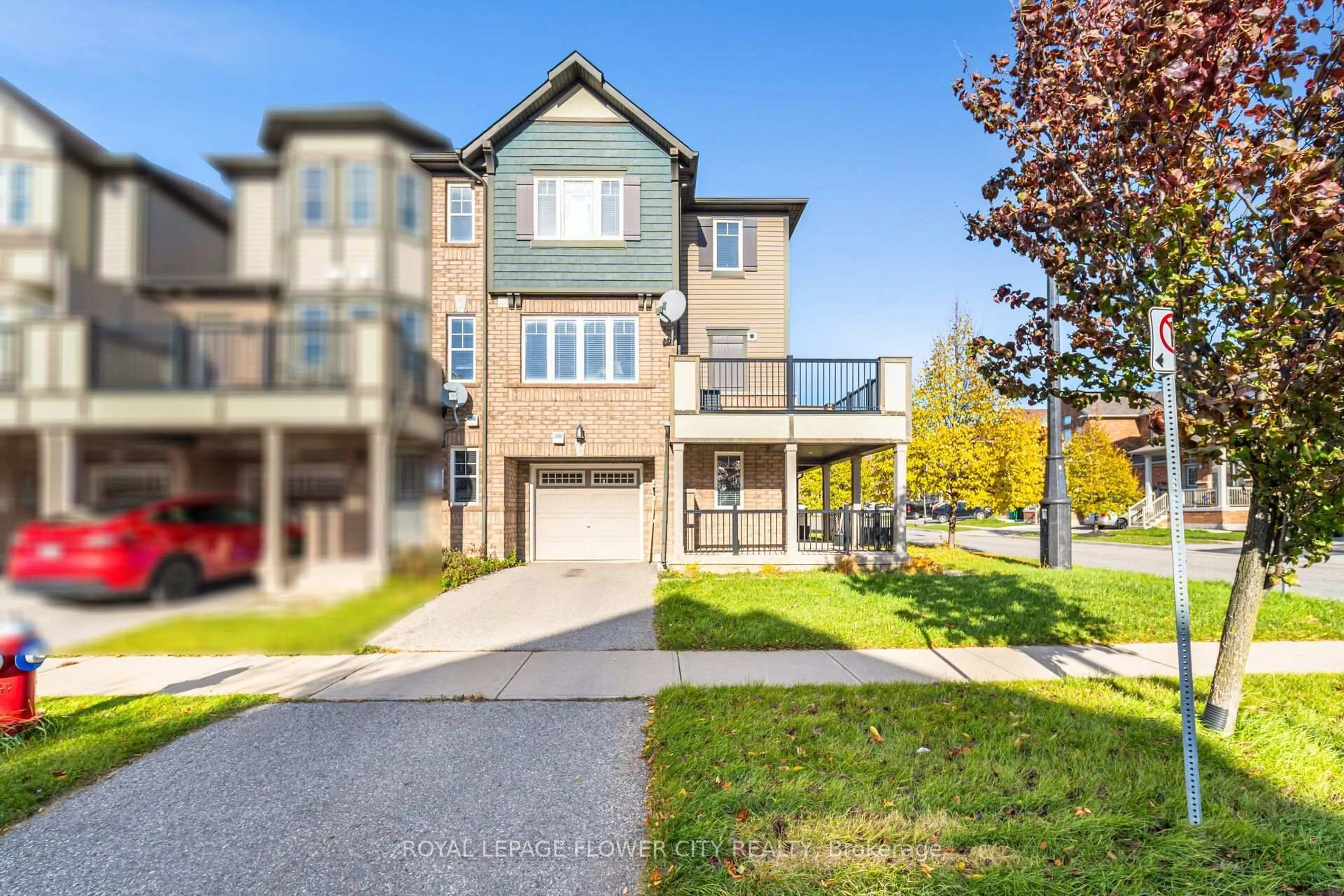 A pic from outside/outdoor area/front of a property/back of a property/a pic from drone, street for 6 Baby Pointe Tr, Brampton Ontario L7A 0W1