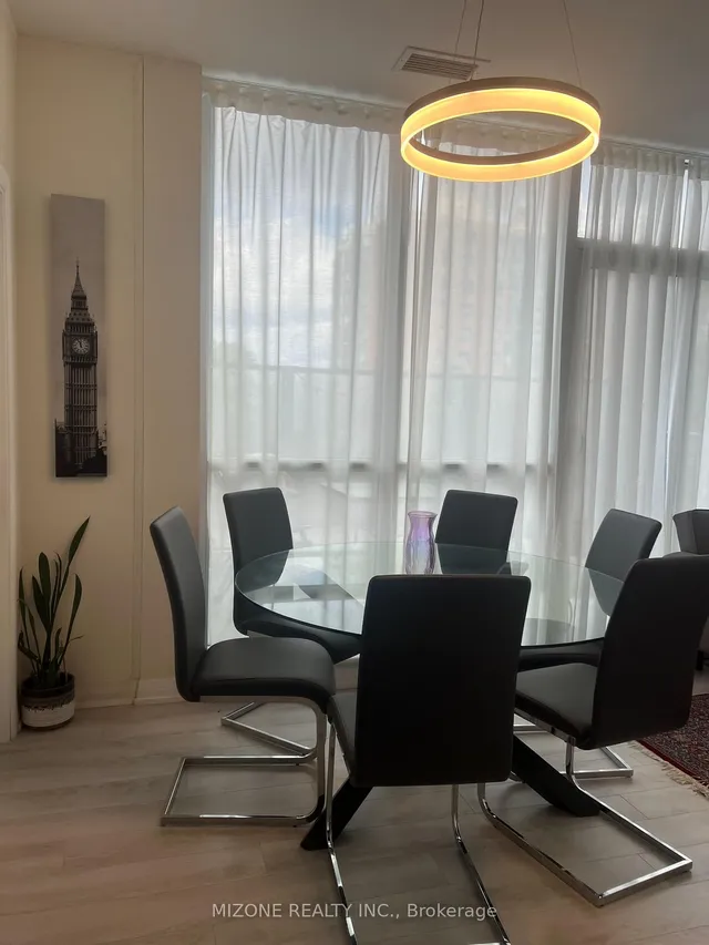 35 Watergarden Dr #220, Mississauga 4
