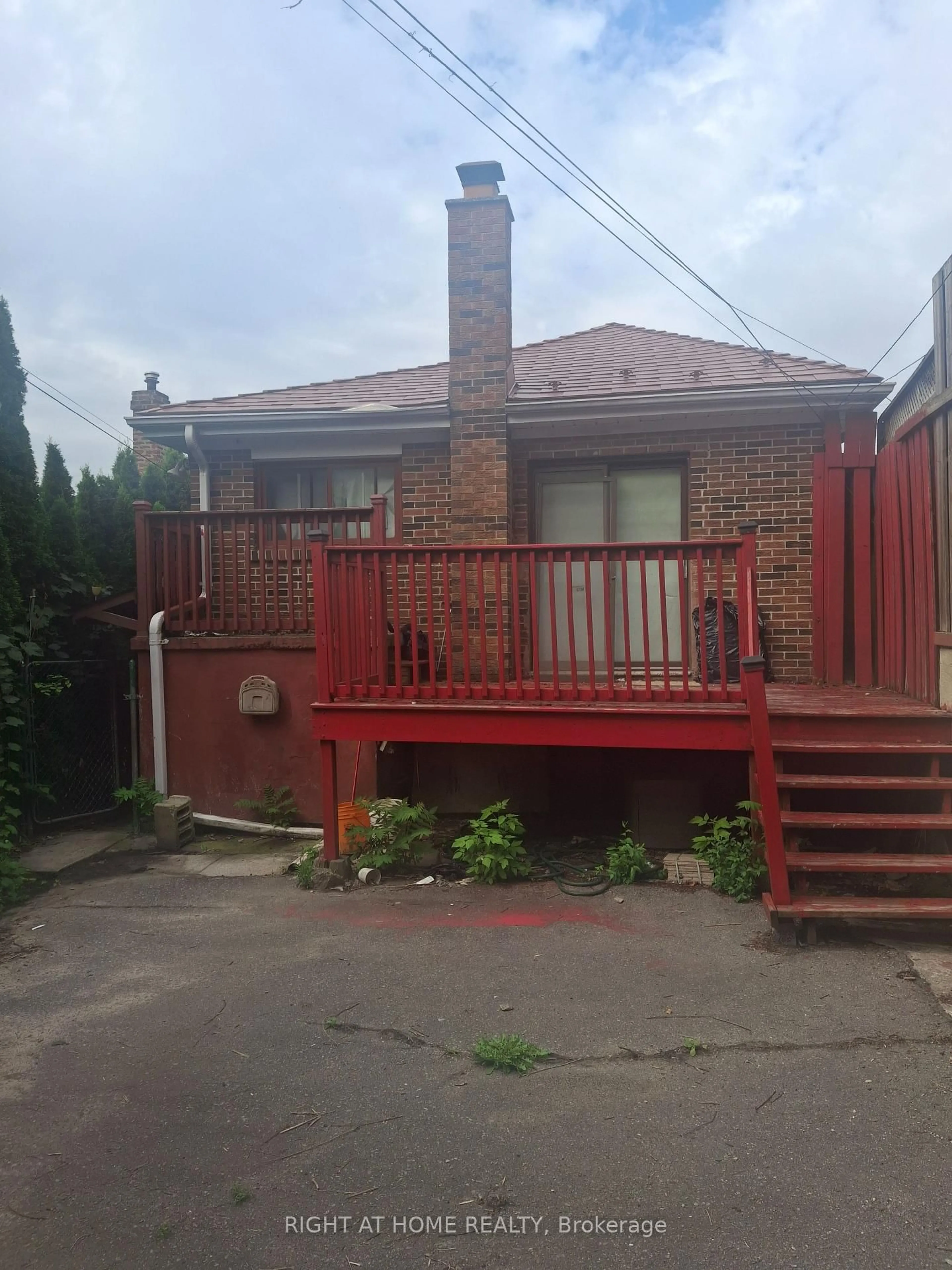 Unknown for 523 Caledonia Rd, Toronto Ontario M6E 4V3