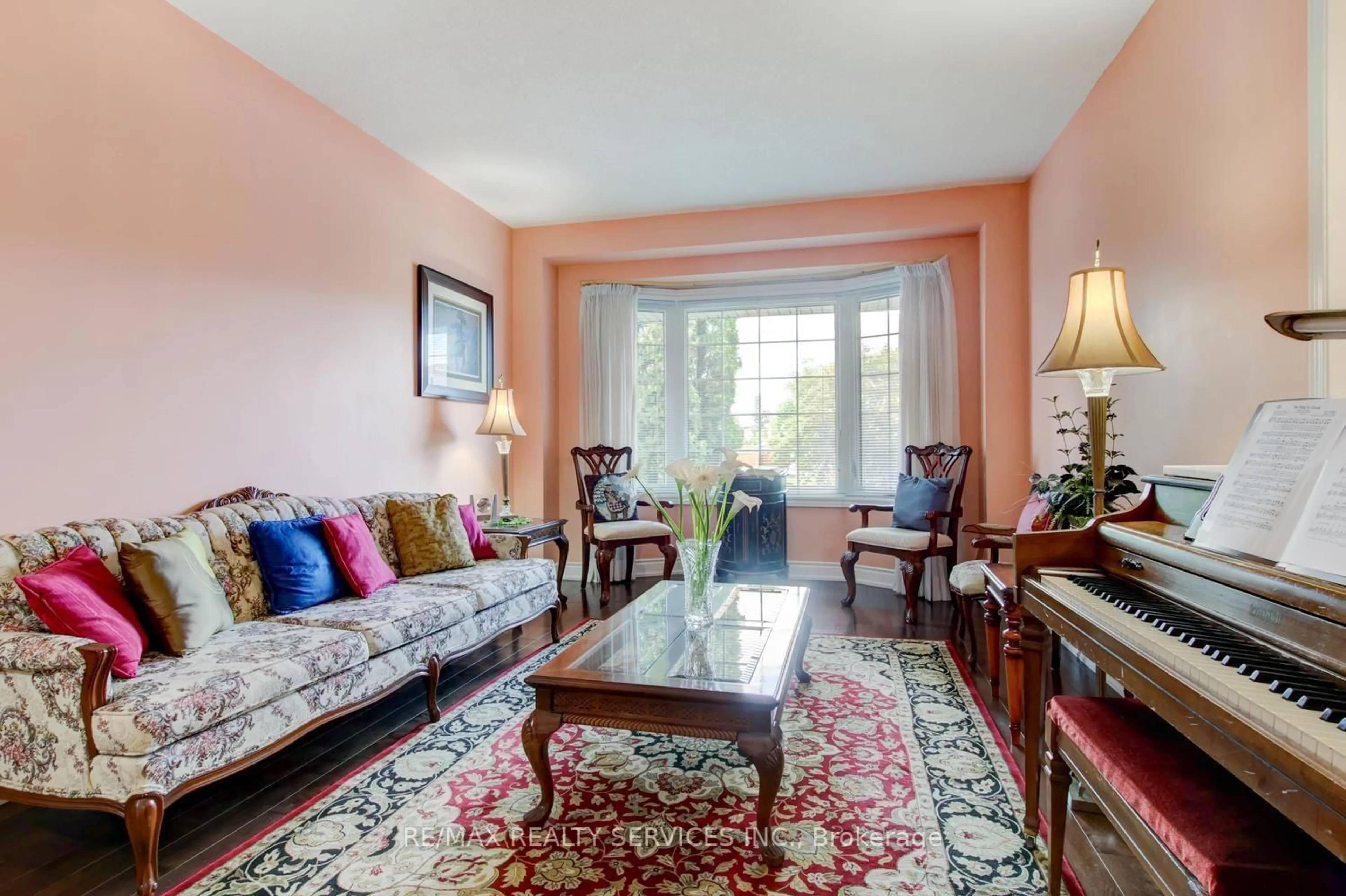 Living room with furniture, unknown for 671 Peter Robertson Blvd, Brampton Ontario L6R 1L8