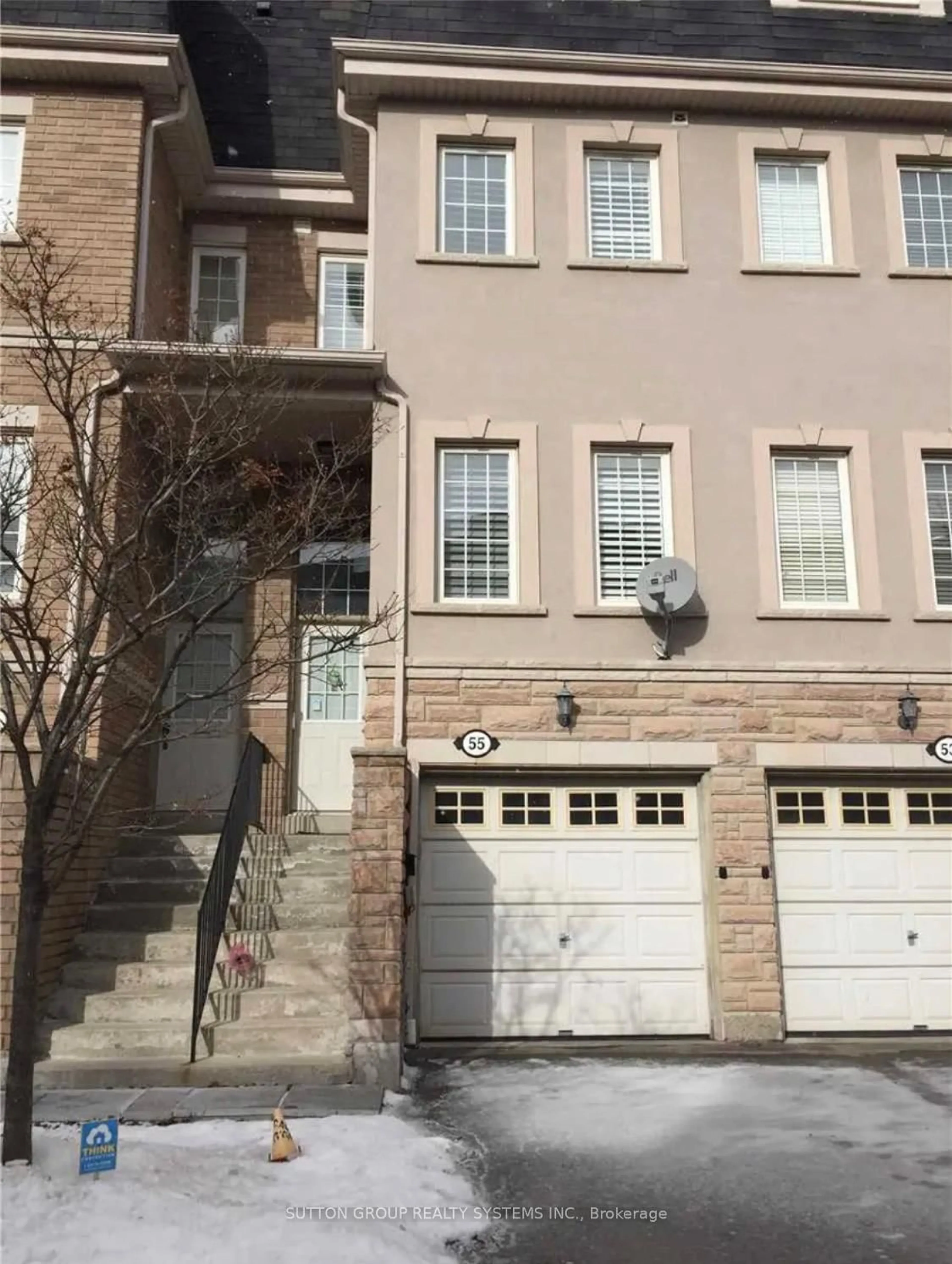 Unknown for 435 Hensall Circ #55, Mississauga Ontario L5A 4P1