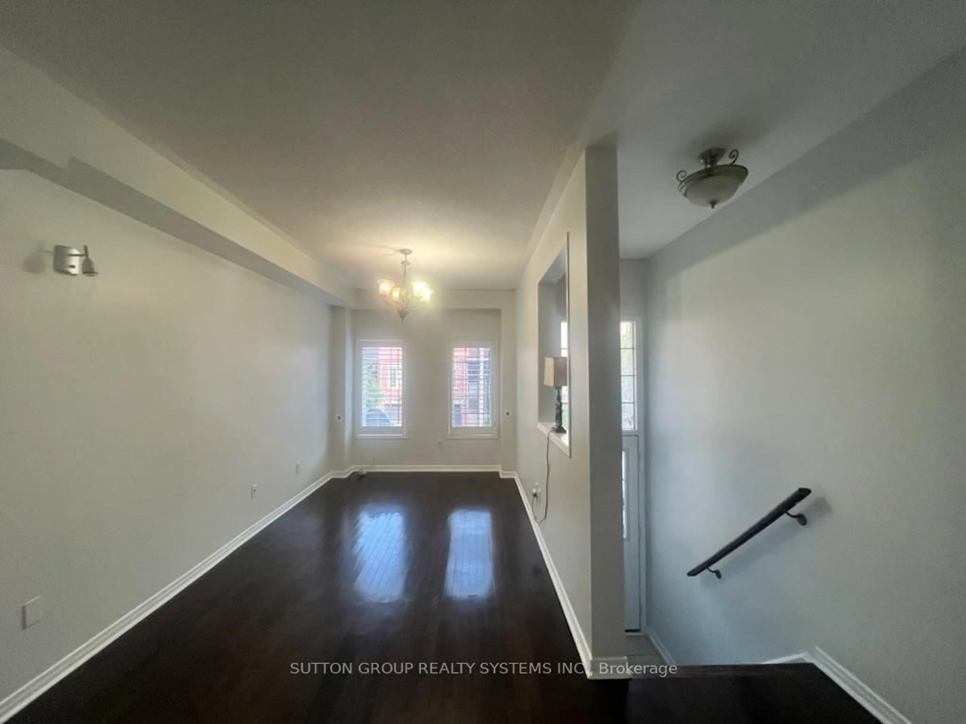 A pic of a room for 435 Hensall Circ #55, Mississauga Ontario L5A 4P1