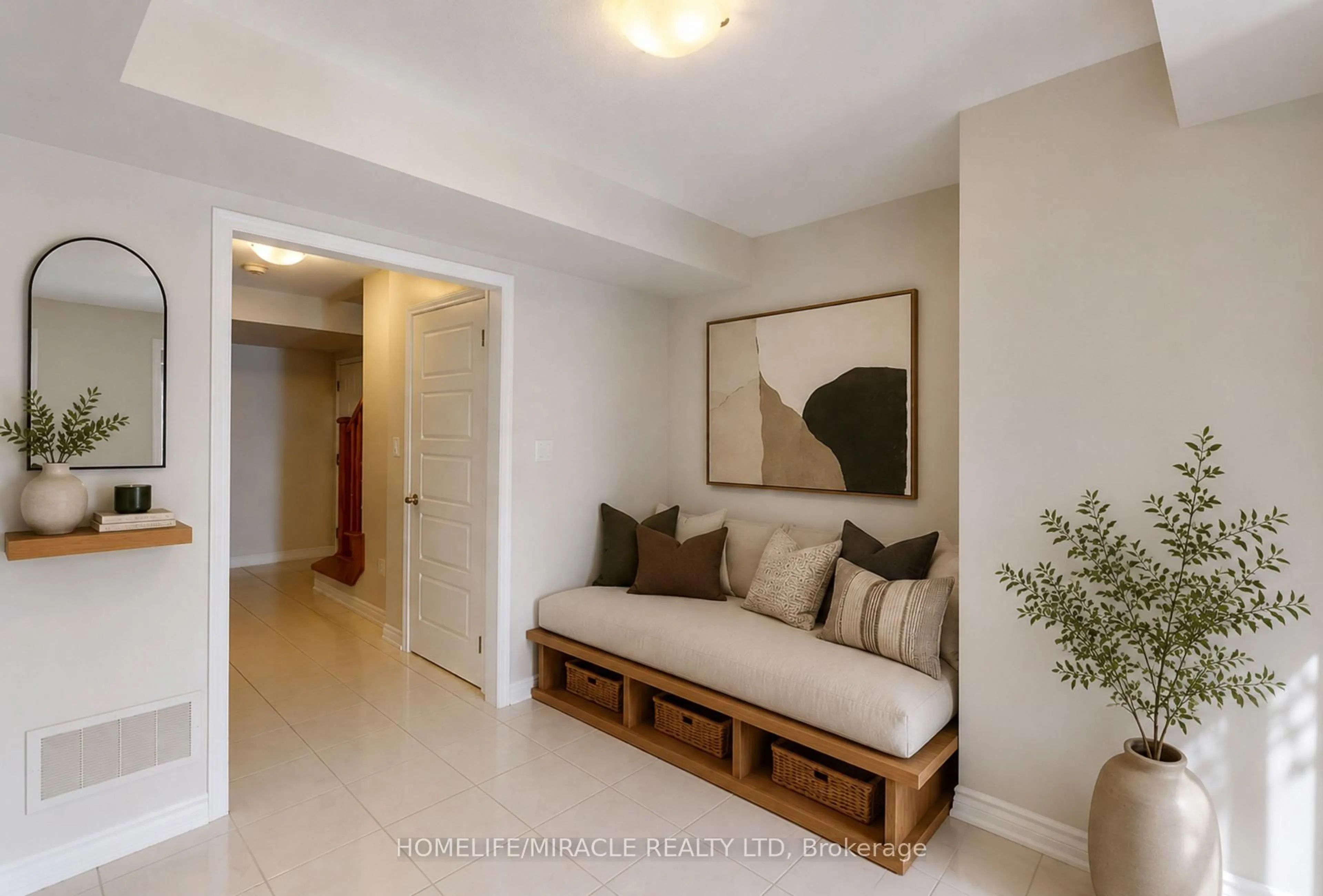 Indoor entryway for 1125 Leger Way #18, Milton Ontario L9E 1N7