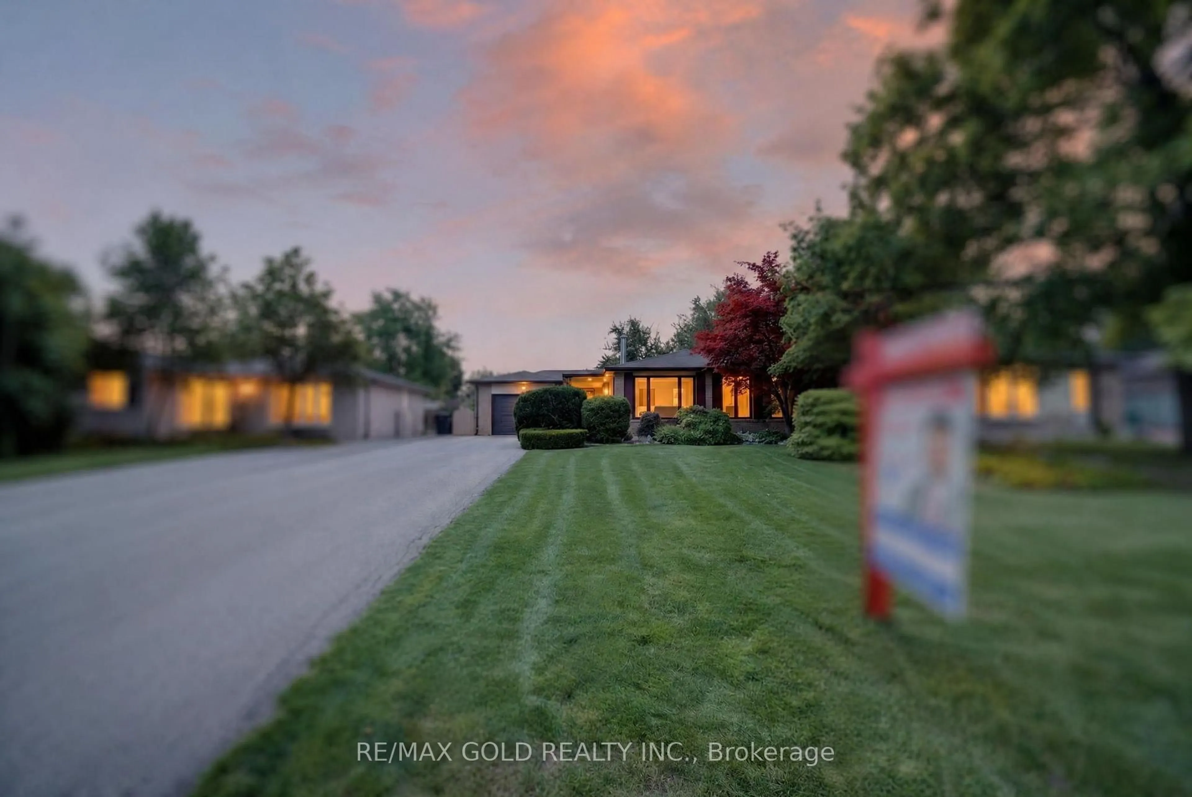 Unknown for 25 Drayton Cres, Brampton Ontario L6T 3G6