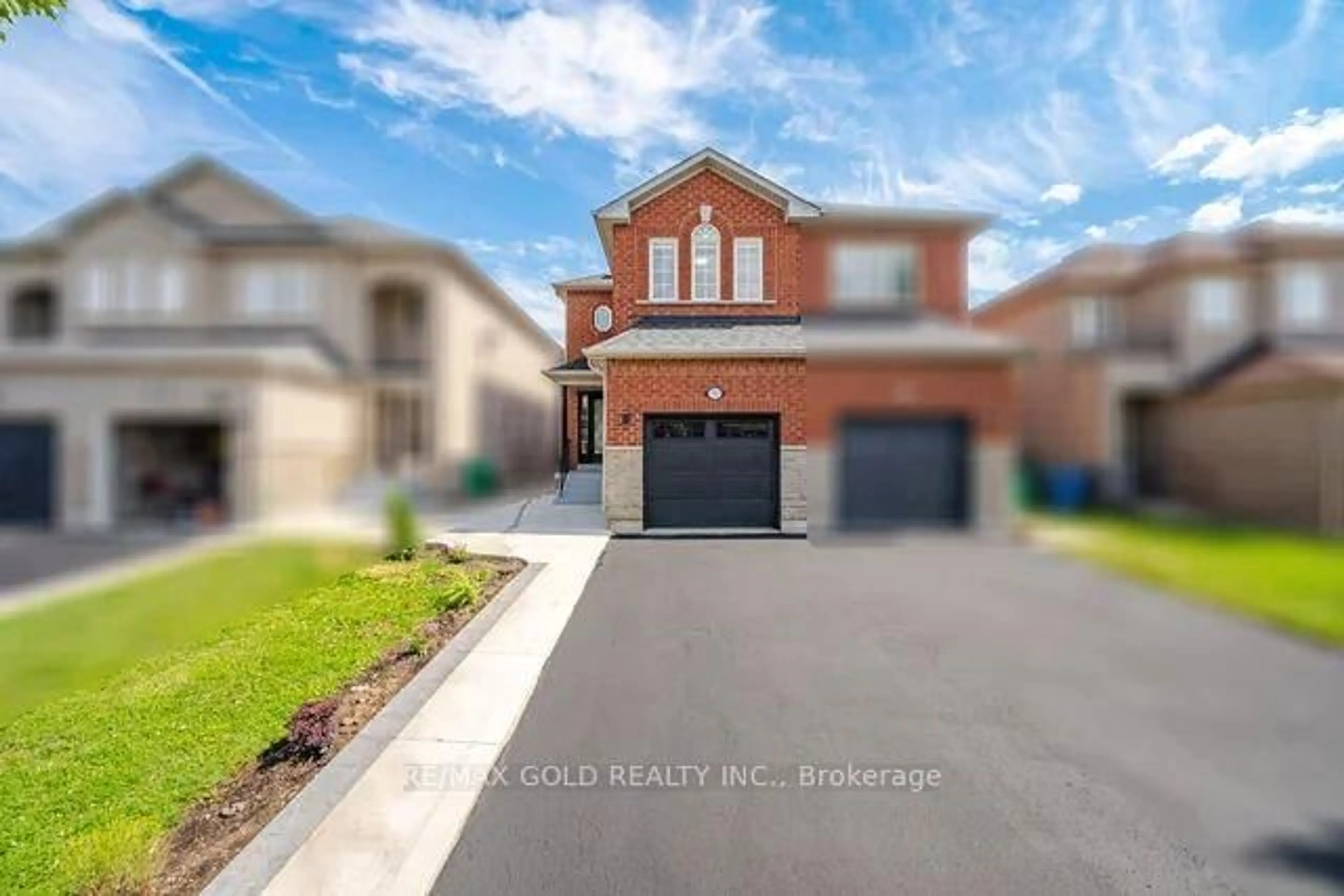 Home with brick exterior material, street for 7334 Lowville Hts, Mississauga Ontario L5N 8L4