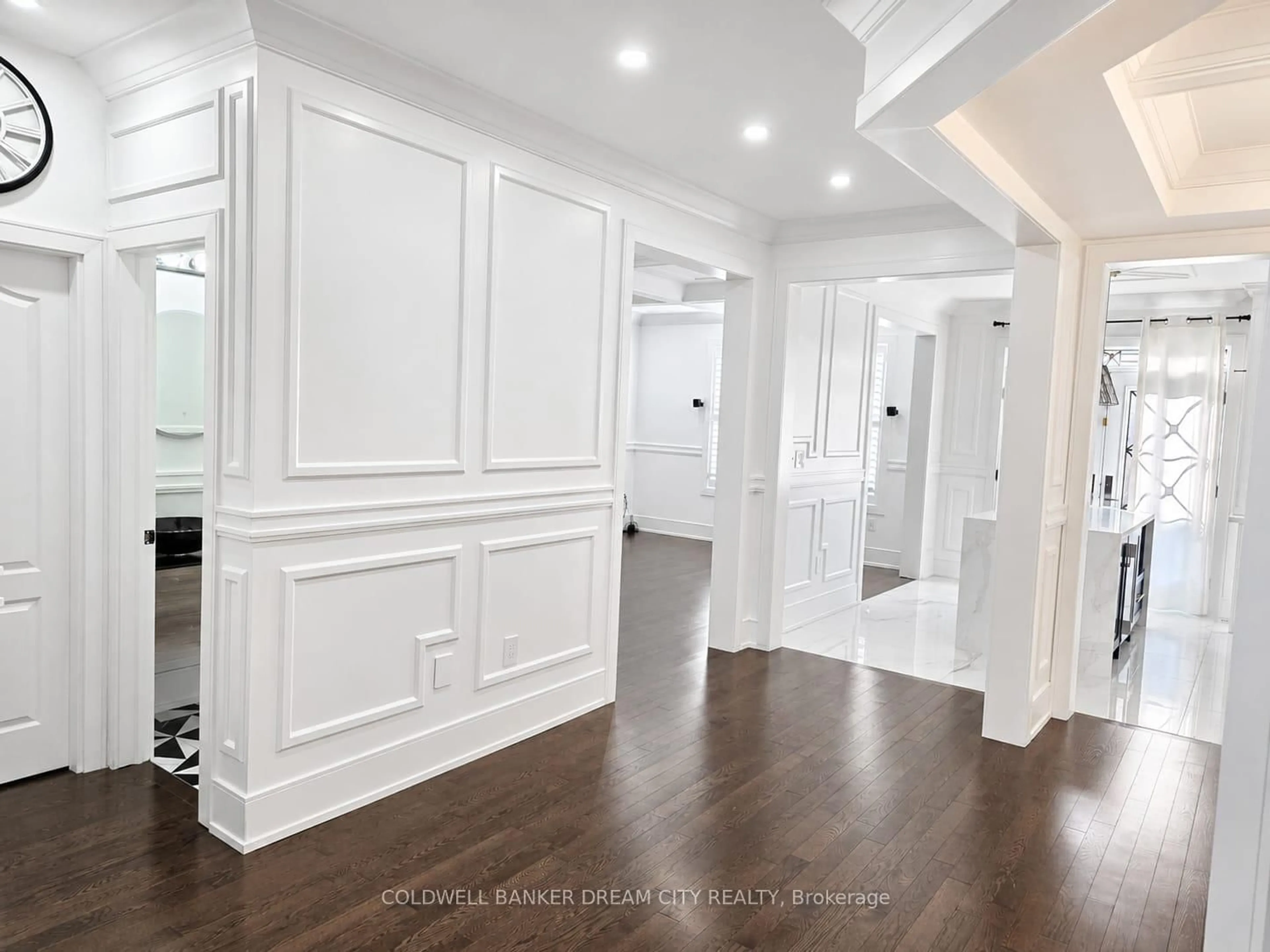 Indoor entryway for 6 Pellegrino Rd, Brampton Ontario L7A 4V5