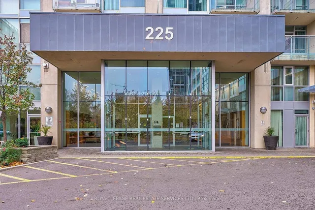 225 Webb Dr #1008, Mississauga 3