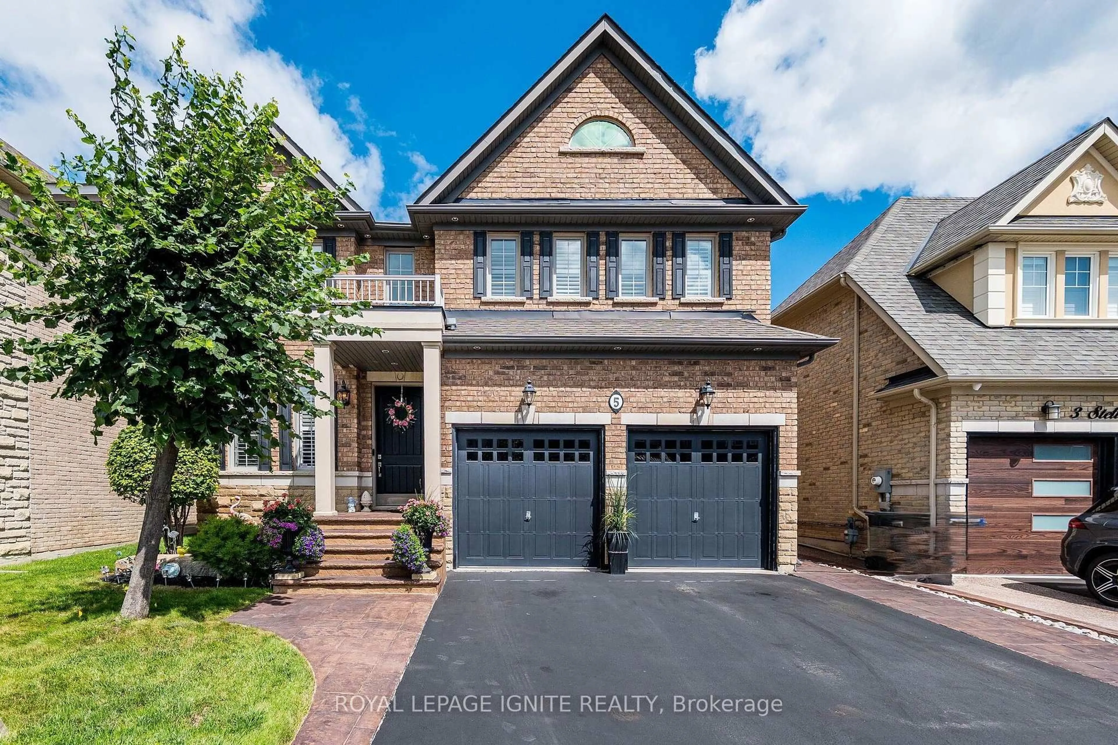 Home with brick exterior material, street for 5 Stellar Ave, Caledon Ontario L7C 3P7