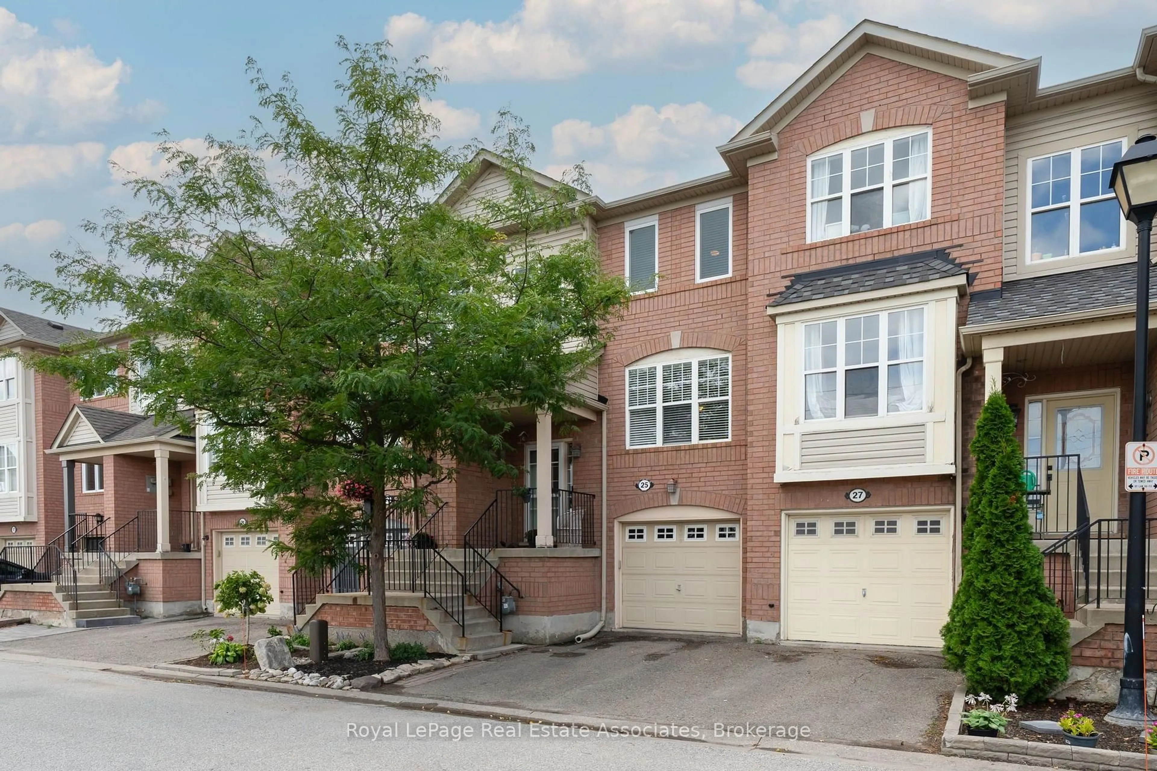 Home with brick exterior material, street for 25 Seed House Lane, Halton Hills Ontario L7G 6K2