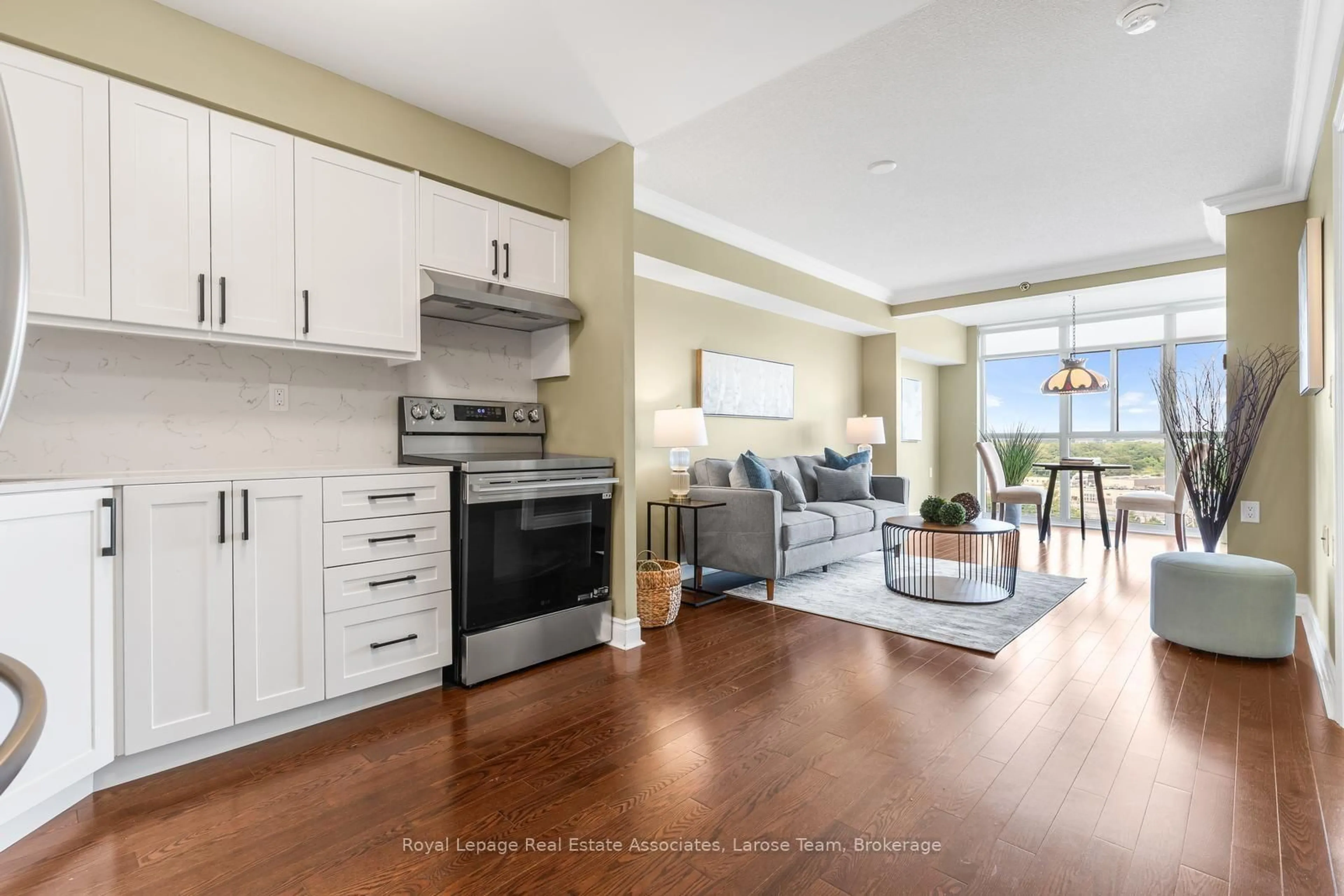 Open concept kitchen, unknown for 3 Marine Parade Dr #1607, Toronto Ontario M8V 3Z5