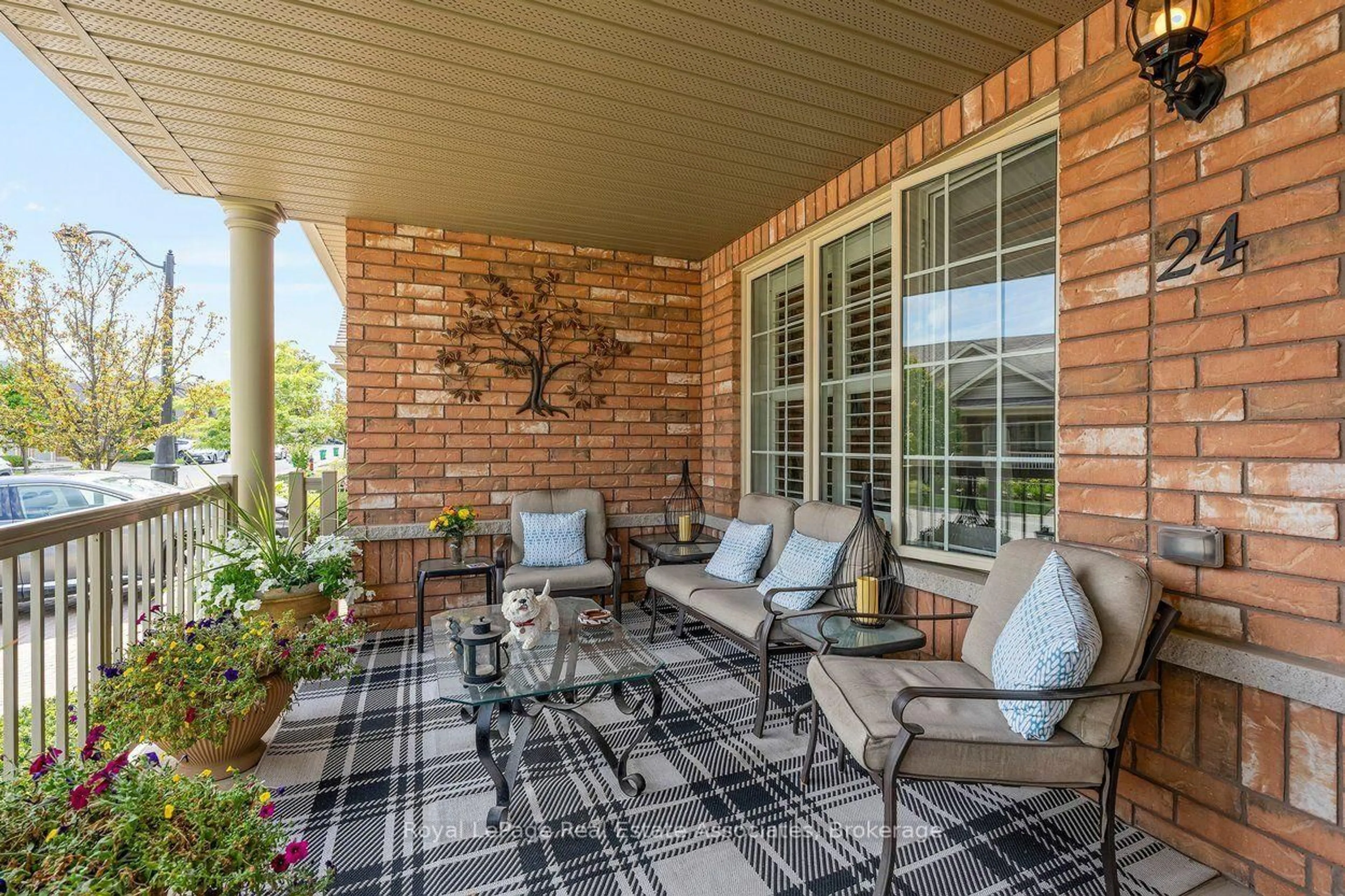 Patio, unknown for 24 Lacorra Way, Brampton Ontario L6R 3P2