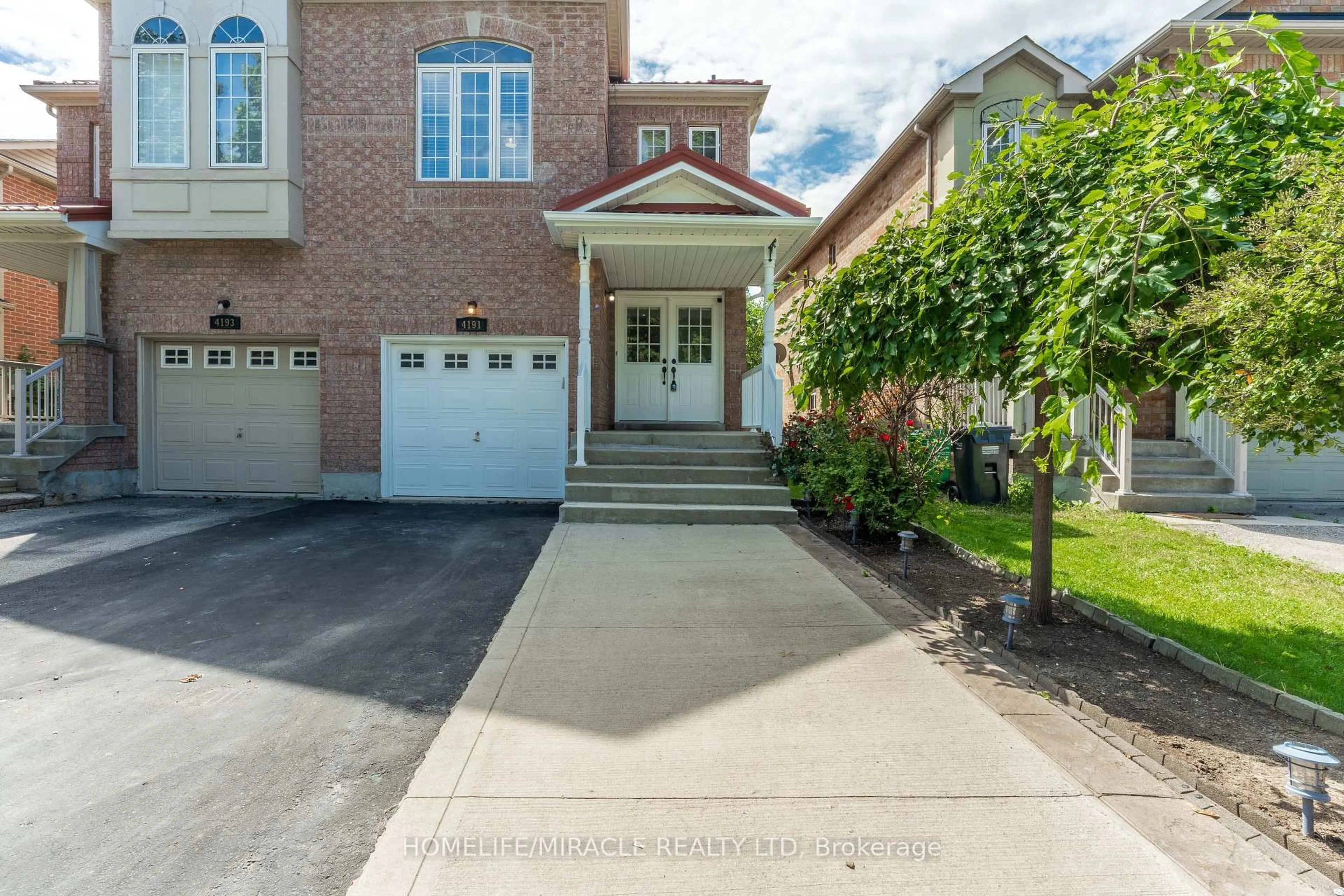 Unknown for 4191 Goldenrod Cres, Mississauga Ontario L5V 3C2