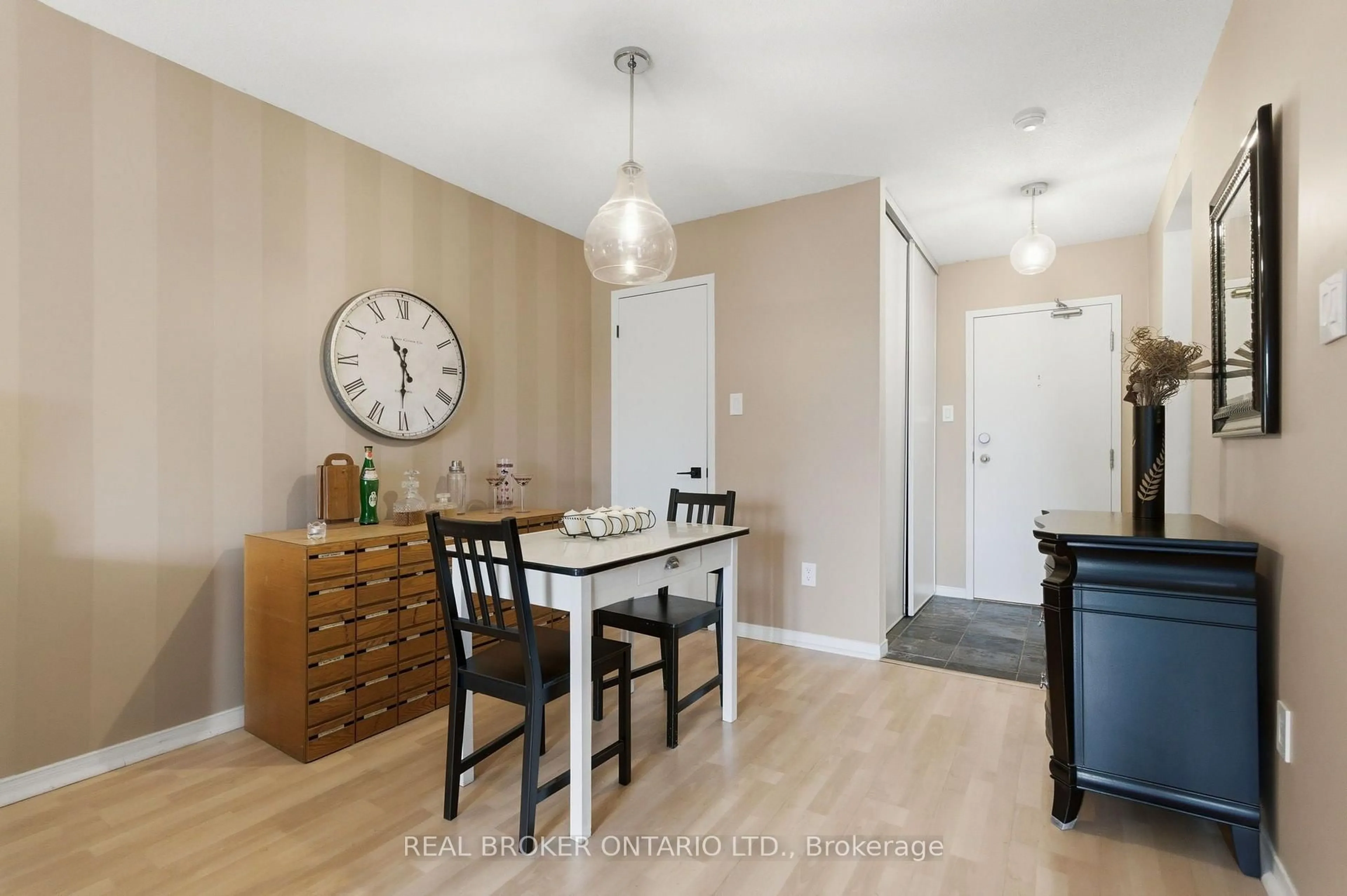 Dining room, wood/laminate floor for 211 Forum Dr #302C, Mississauga Ontario L4Z 4C1