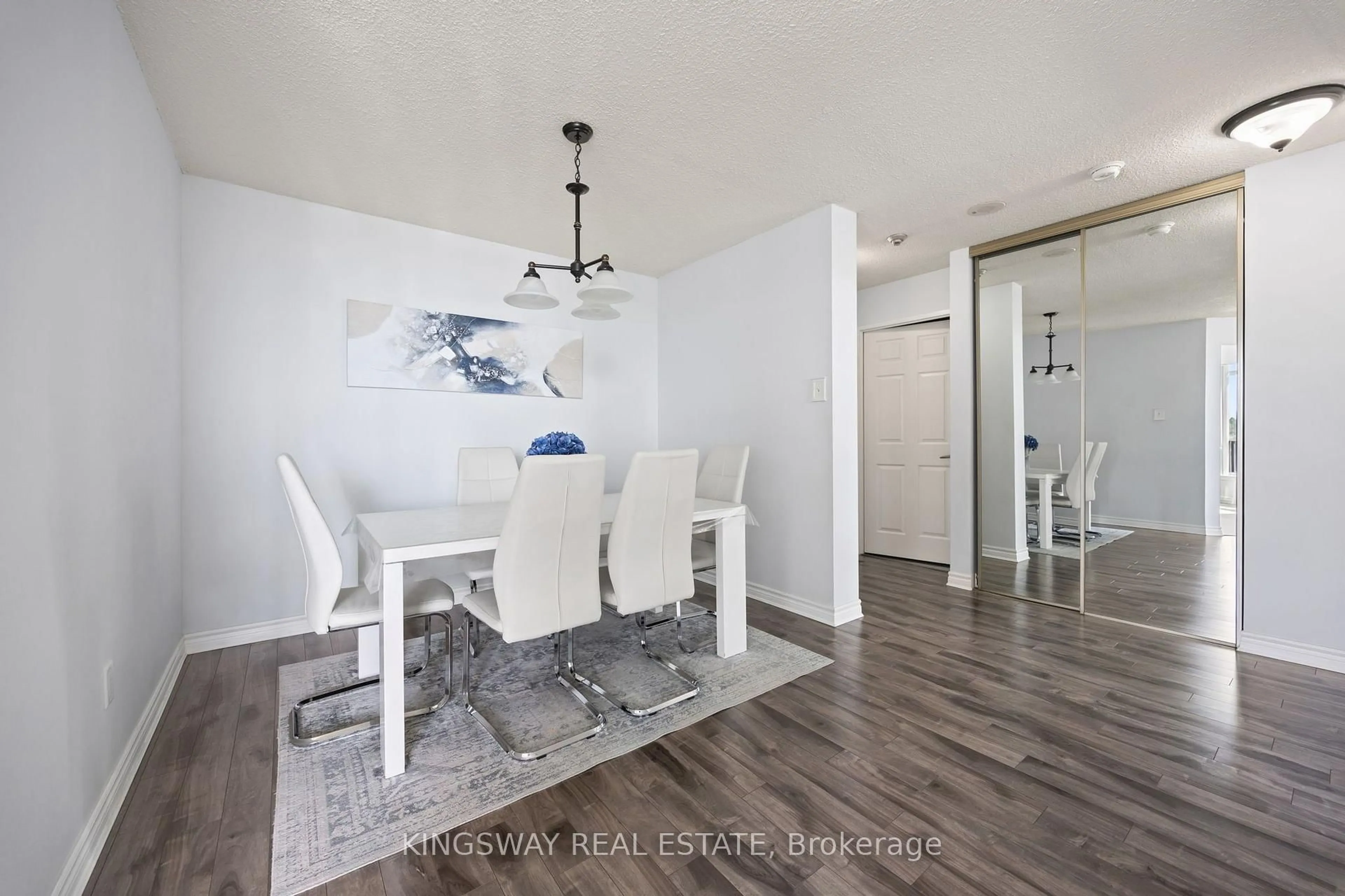 Dining room, unknown for 12 Laurelcrest St #507, Brampton Ontario L6S 5Y4