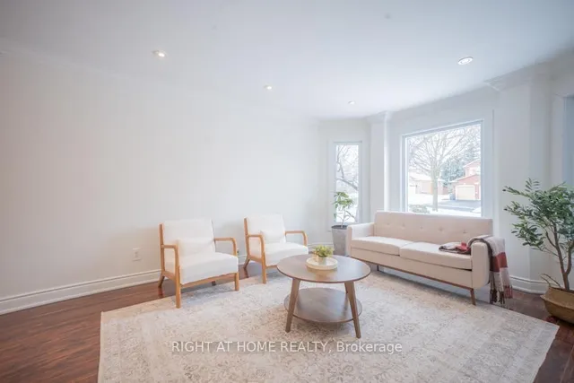 2088 Perran Dr, Mississauga 4