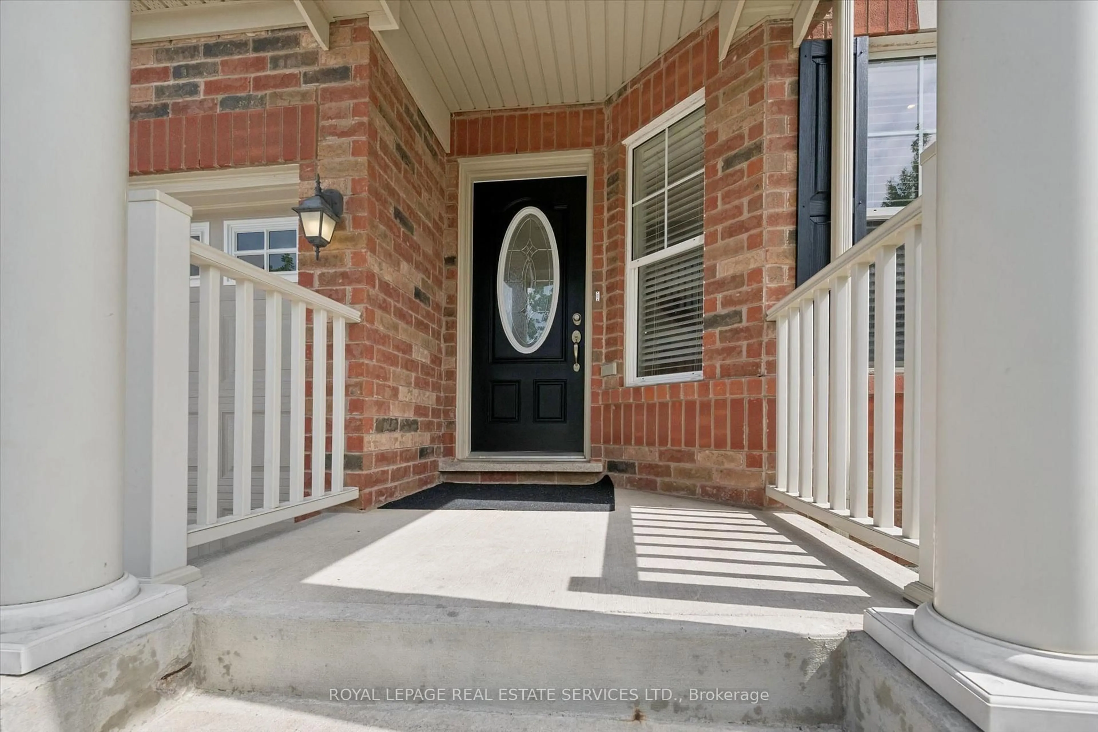 Indoor entryway for 937 Vickerman Way, Milton Ontario L9T 0K5