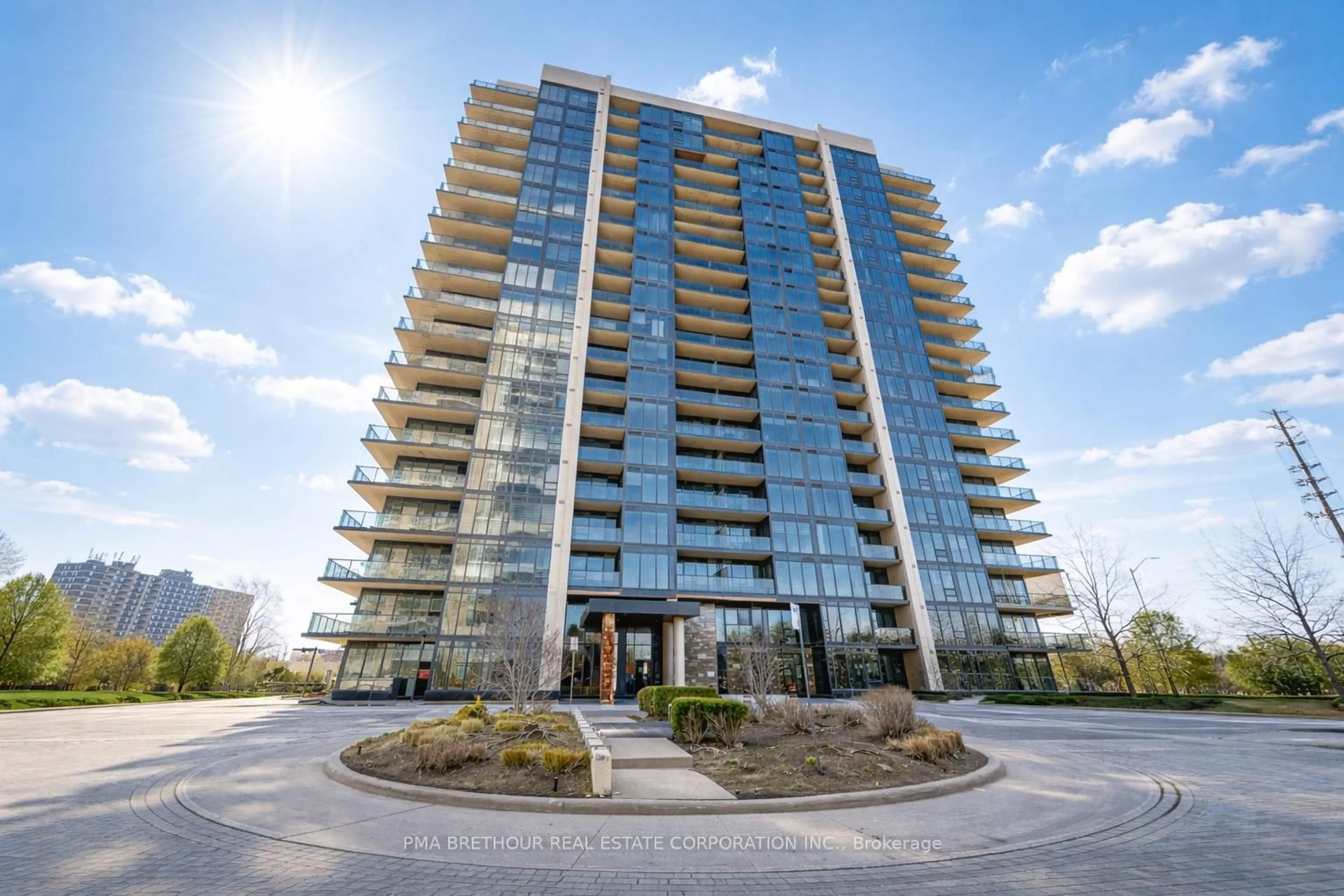 A pic from outside/outdoor area/front of a property/back of a property/a pic from drone, building for 1035 Southdown Rd #1709, Mississauga Ontario L5J 0A2