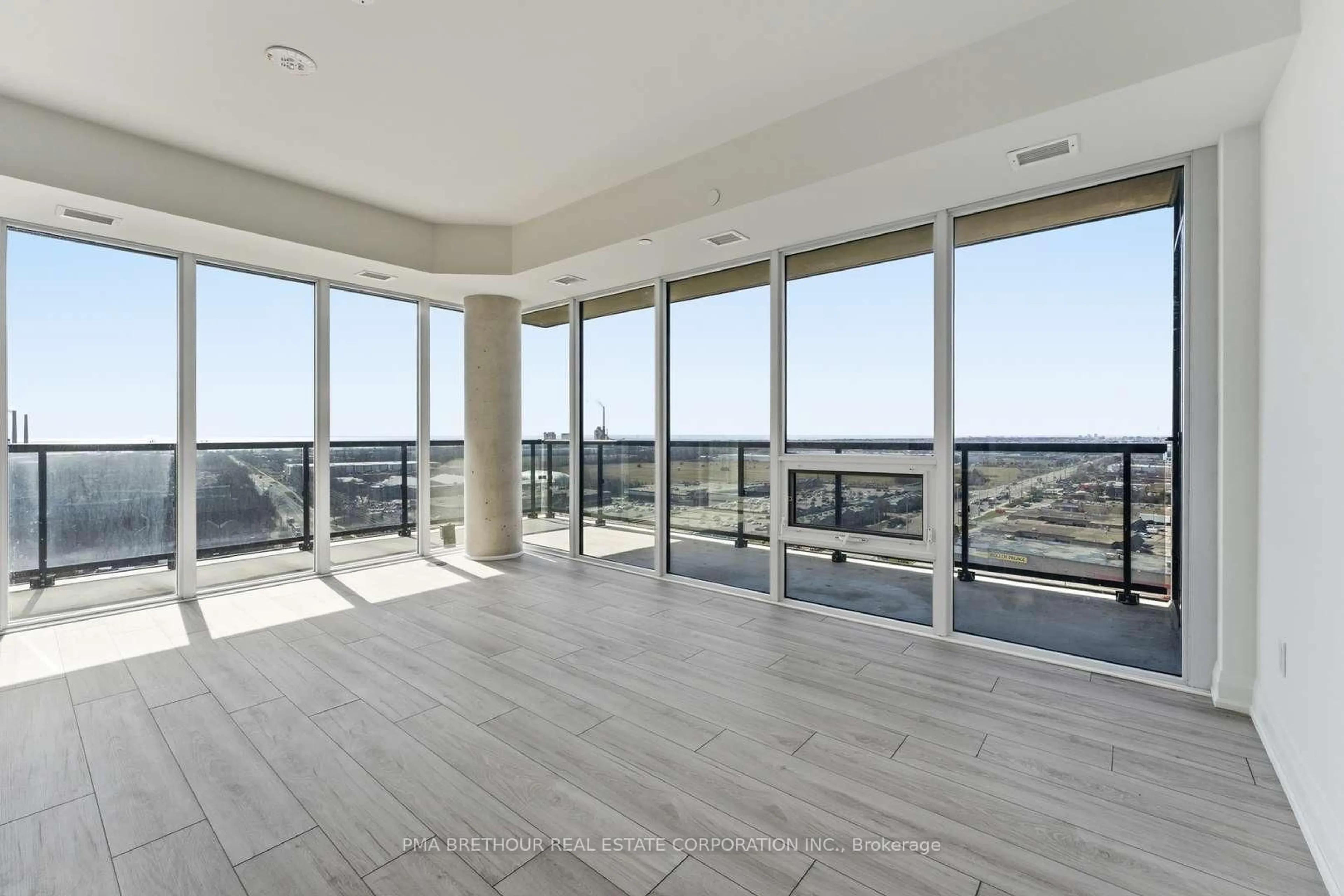 A pic of a room for 1035 Southdown Rd #1709, Mississauga Ontario L5J 0A2