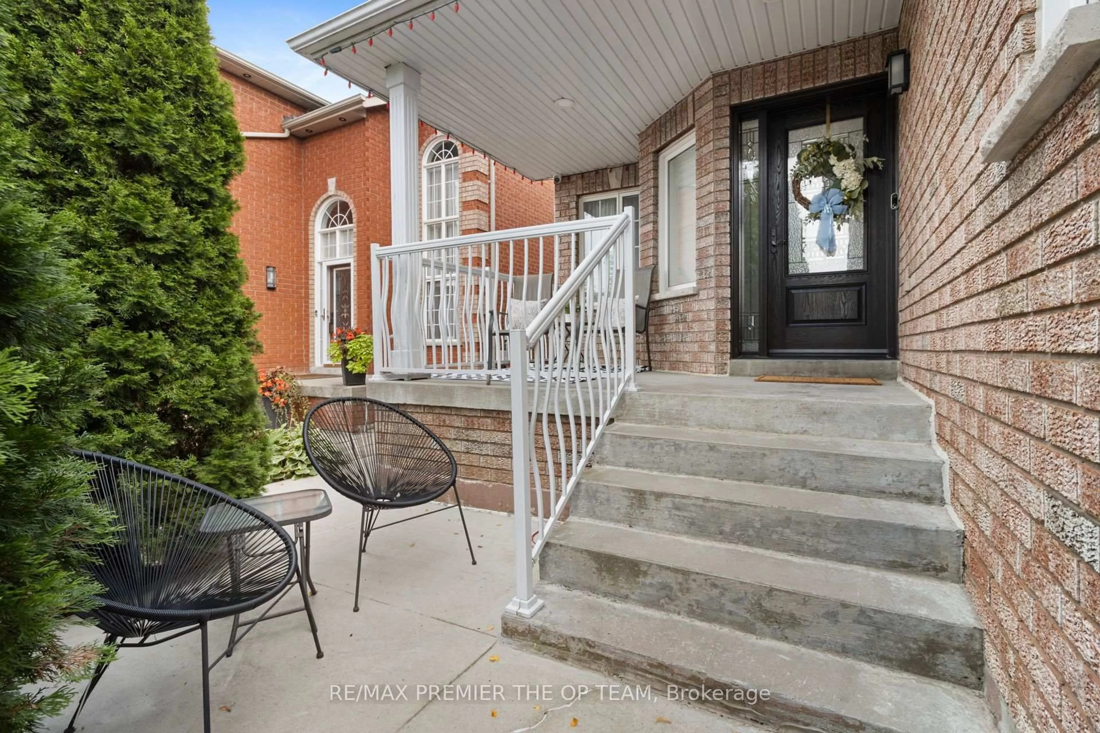 Unknown for 5 Southbury Manor Dr, Caledon Ontario L7E 1X7