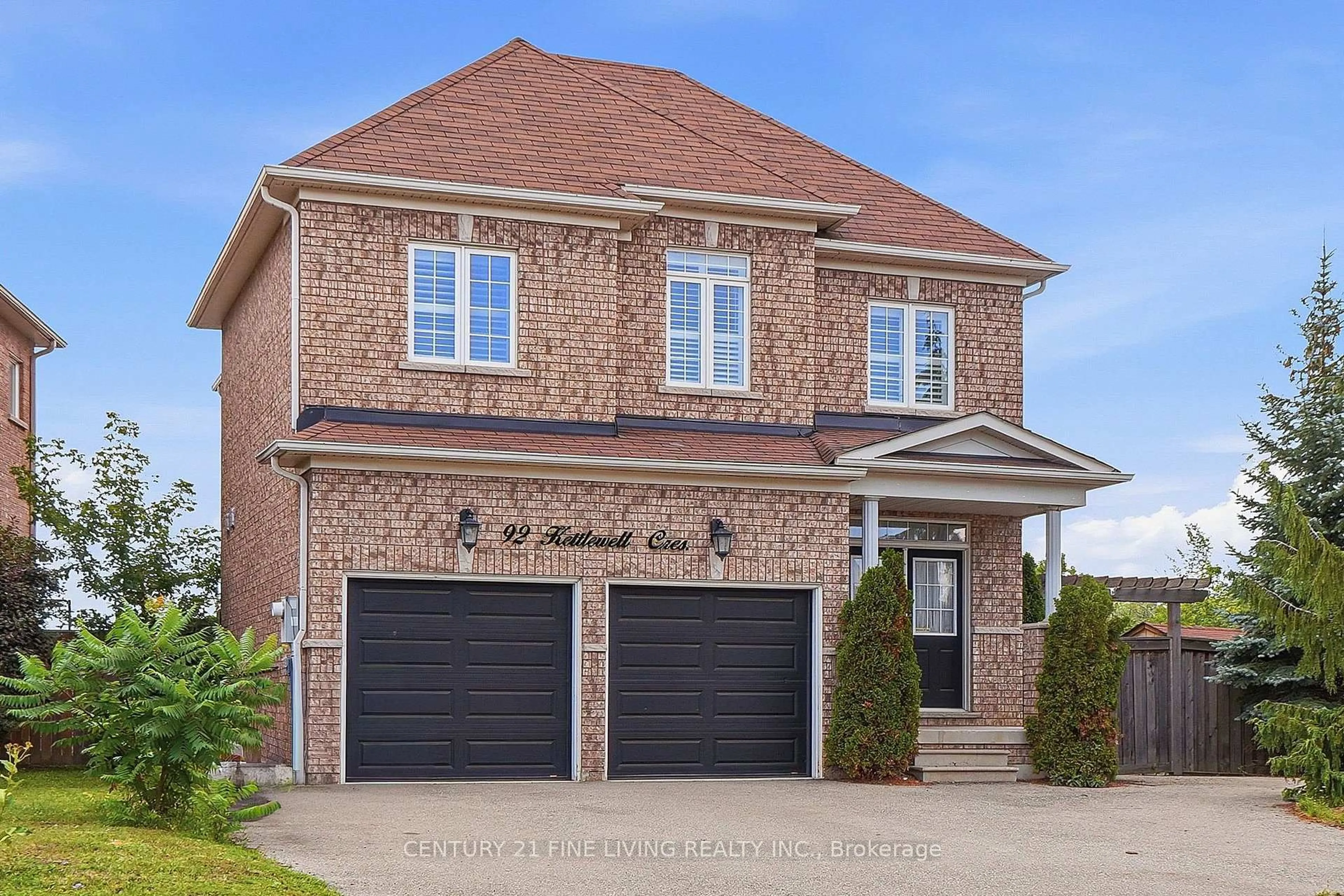 Home with brick exterior material, street for 92 KETTLEWELL Cres, Brampton Ontario L6R 0T1