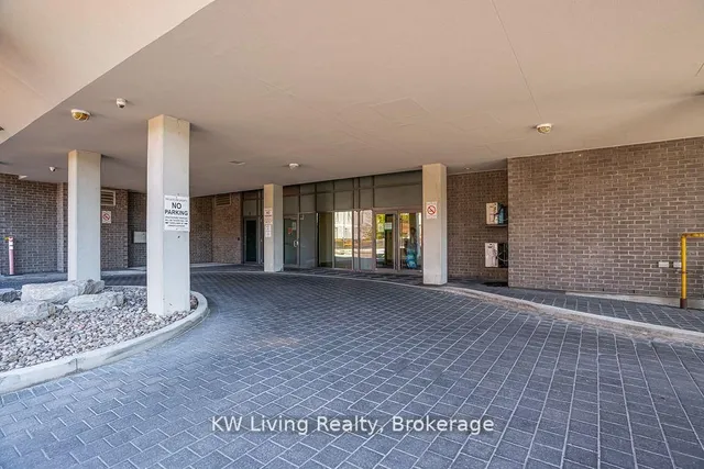 16 McAdam Ave #507, Toronto 3
