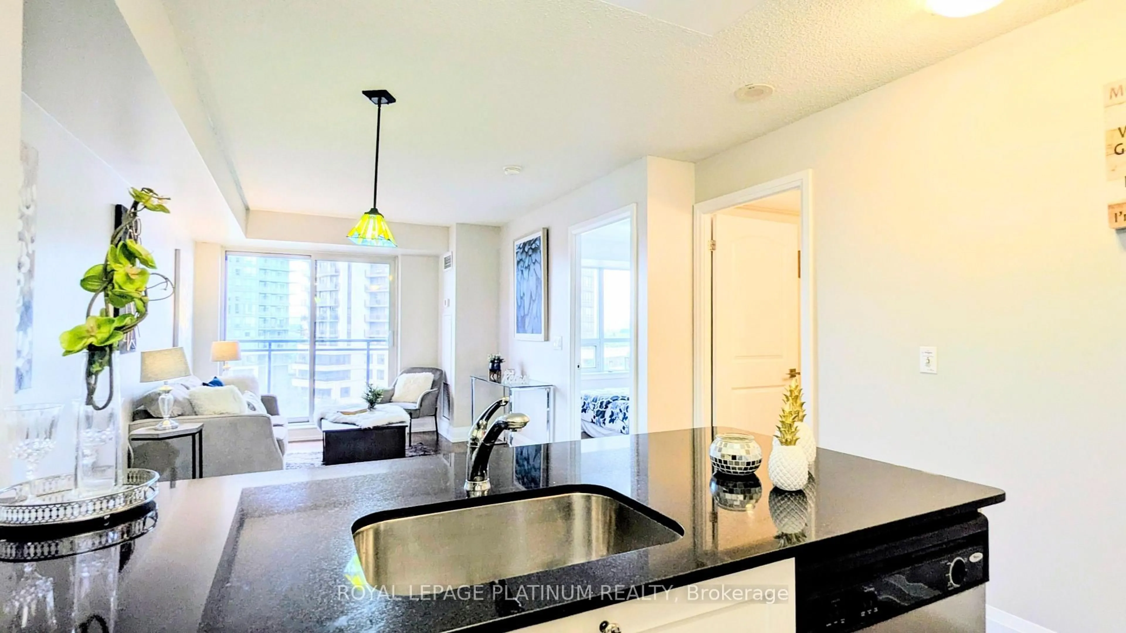 Open concept kitchen, unknown for 1070 Sheppard Ave #503, Toronto Ontario M3J 0G8