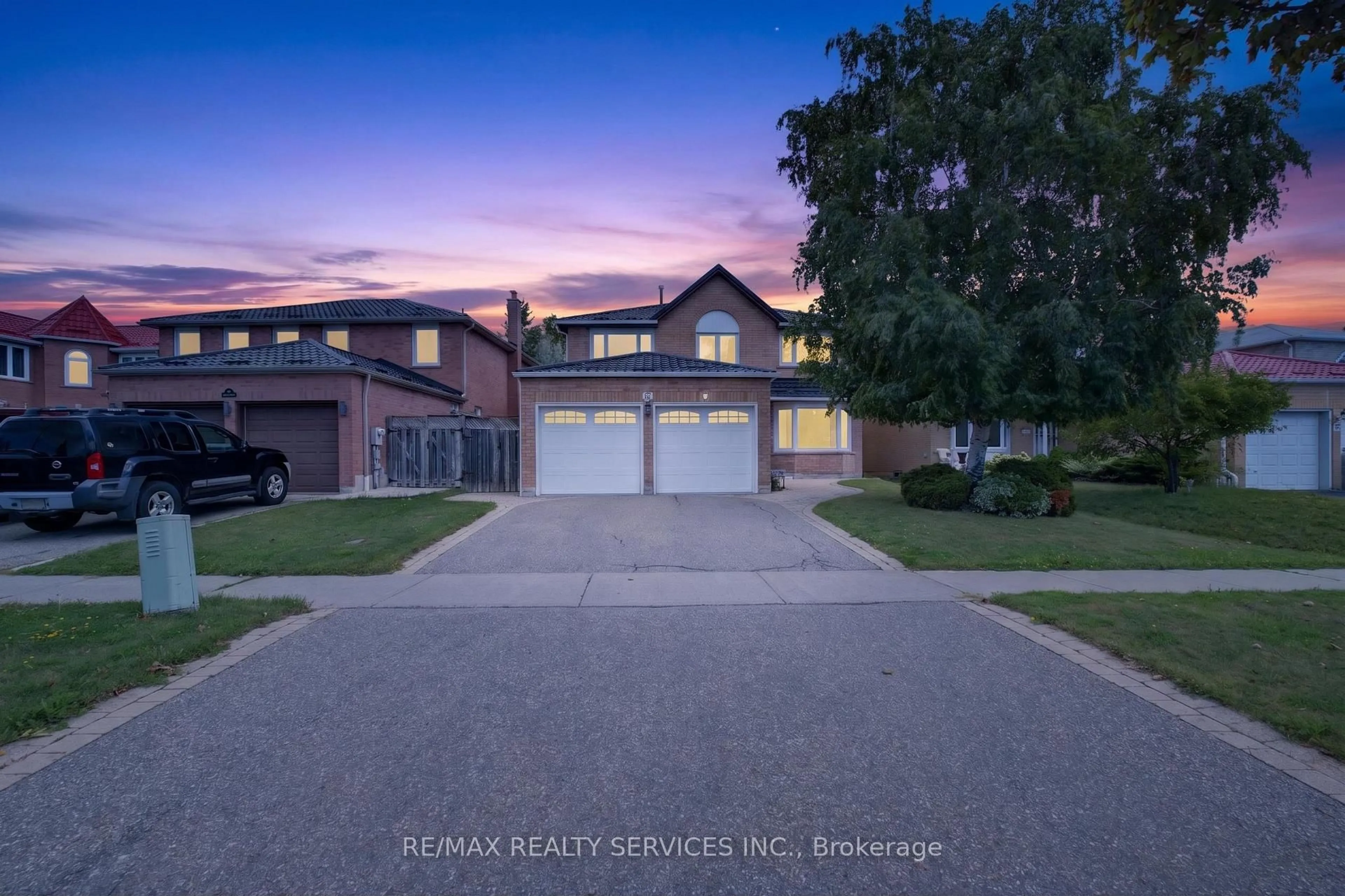A pic from outside/outdoor area/front of a property/back of a property/a pic from drone, street for 30 Nasmith St, Brampton Ontario L6S 4Z2