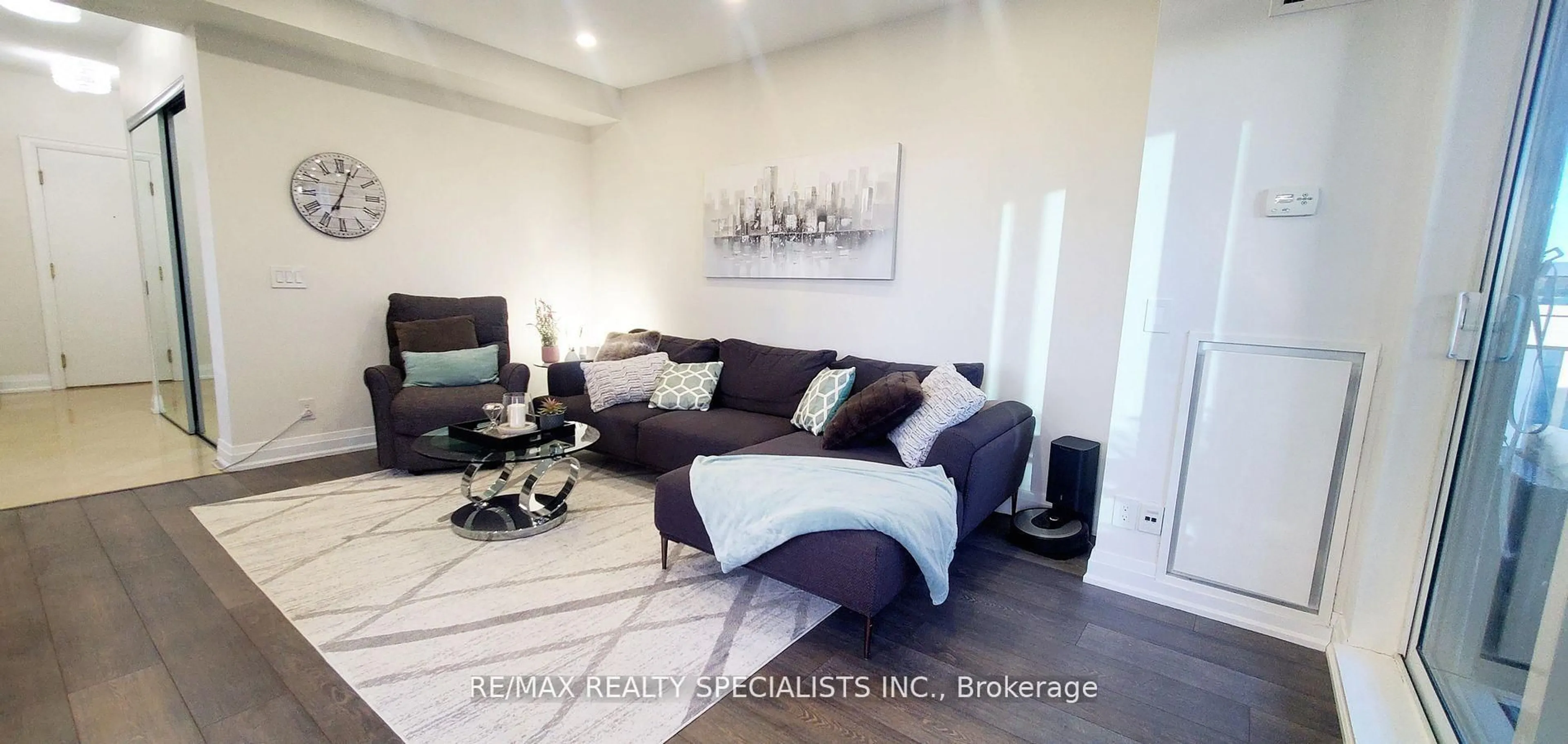 Living room with furniture, unknown for 2083 Lake Shore Blvd #1114, Toronto Ontario M8V 2Z6