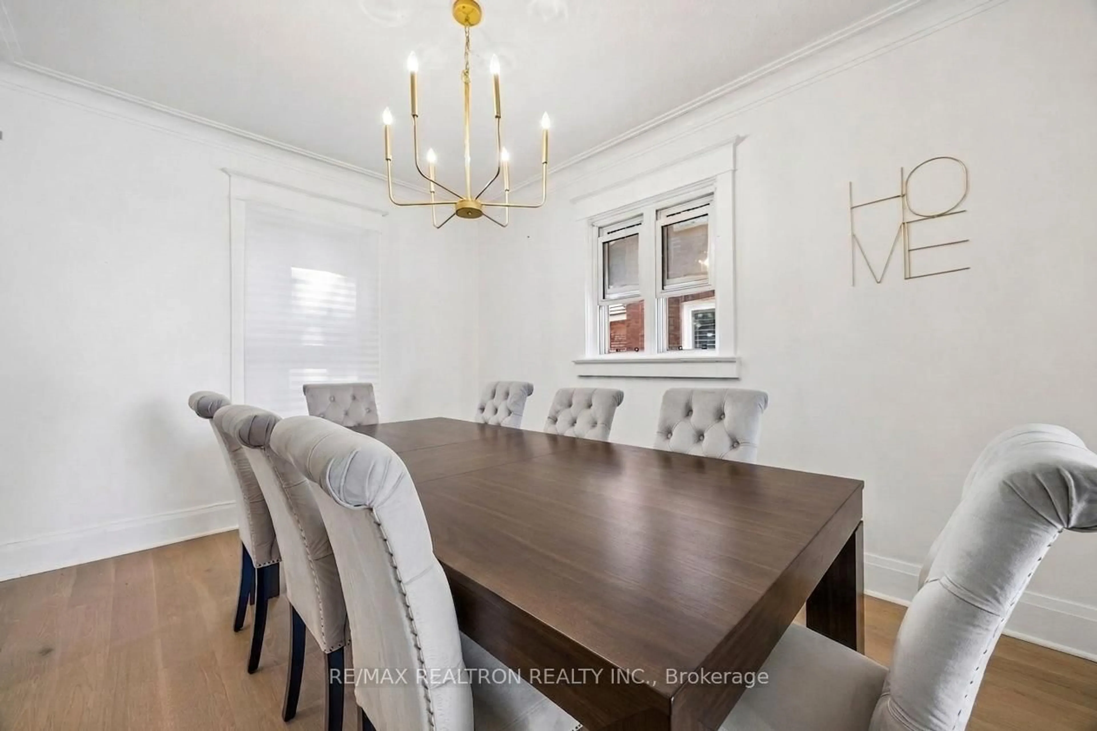 Dining room, wood/laminate floor for 7 Sykes Ave, Toronto Ontario M9N 1C8
