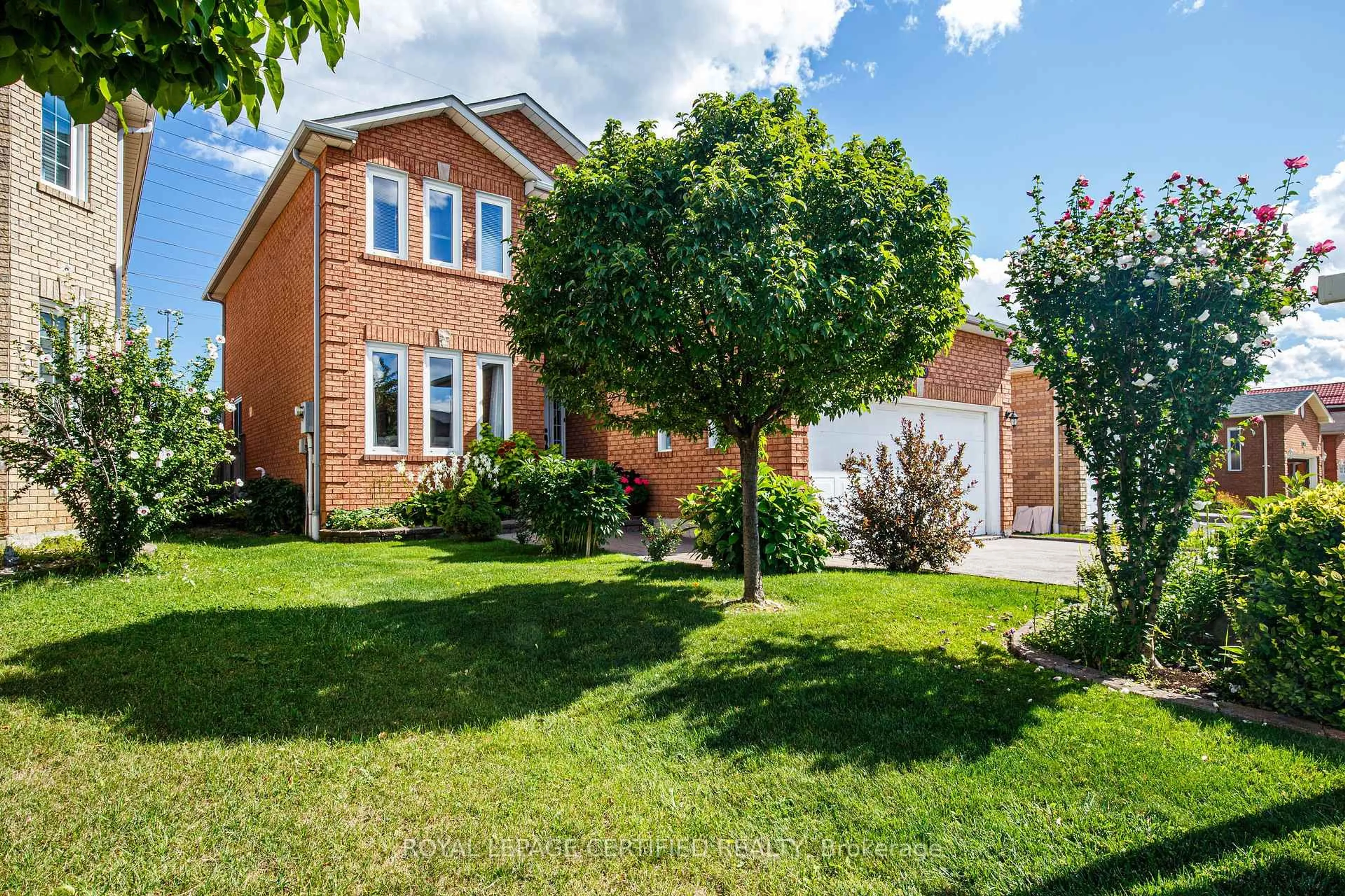 Home with brick exterior material, street for 1448 Rose Haven Rd, Mississauga Ontario L5V 1H1