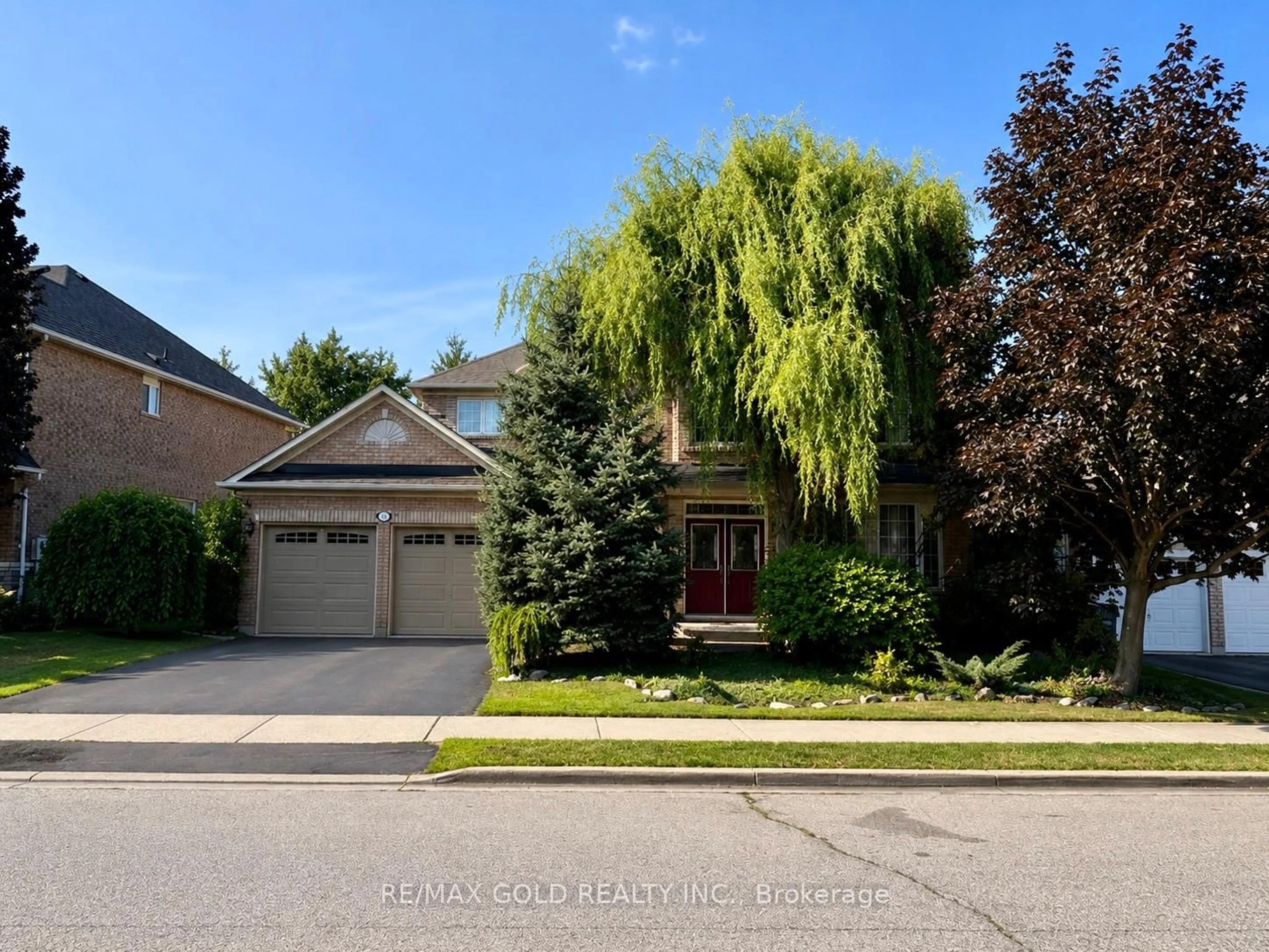 Unknown for 40 Maldives Cres, Brampton Ontario L6P 1L3