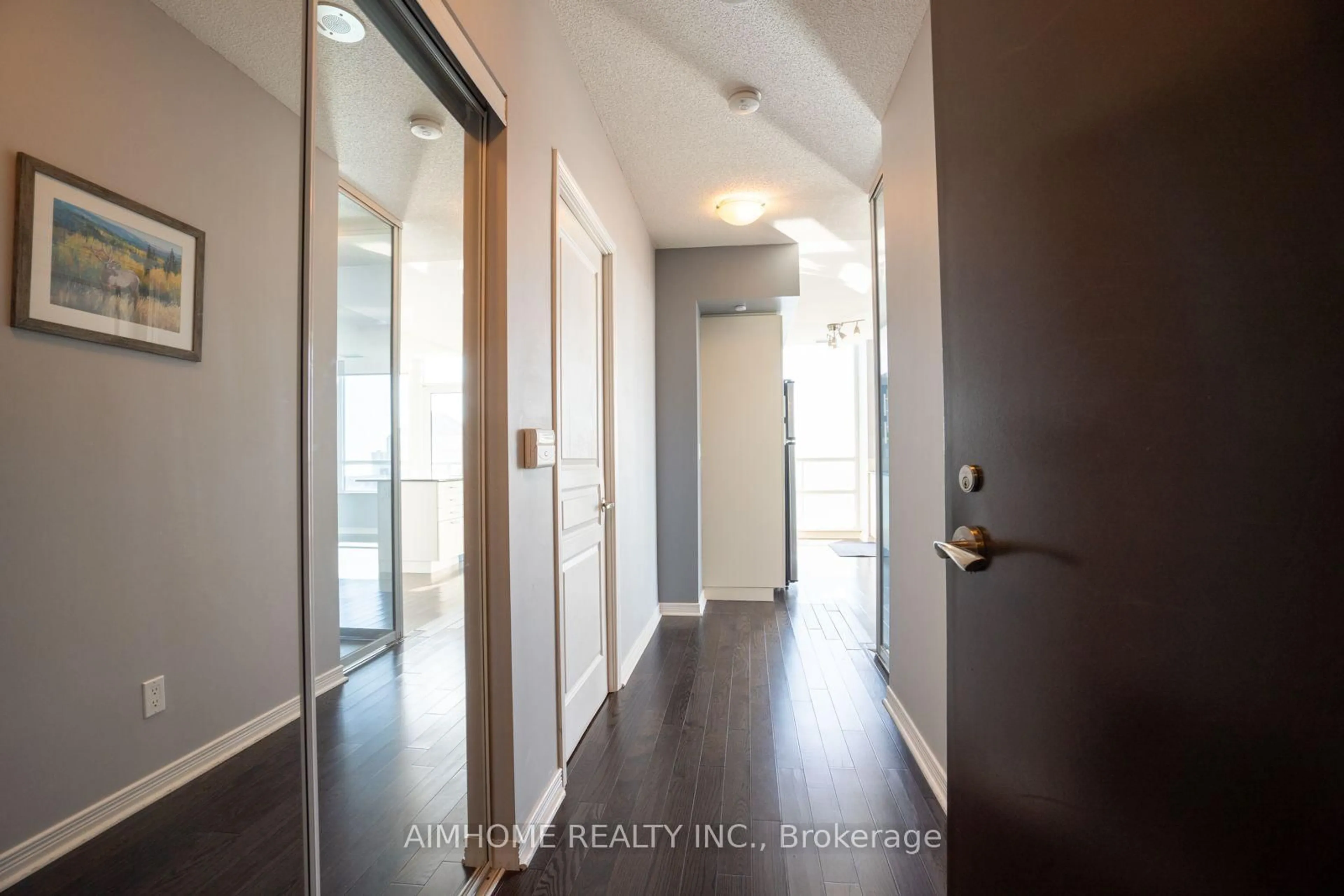Indoor entryway for 2240 Lakeshore Blvd #3202, Toronto Ontario M8V 0B1