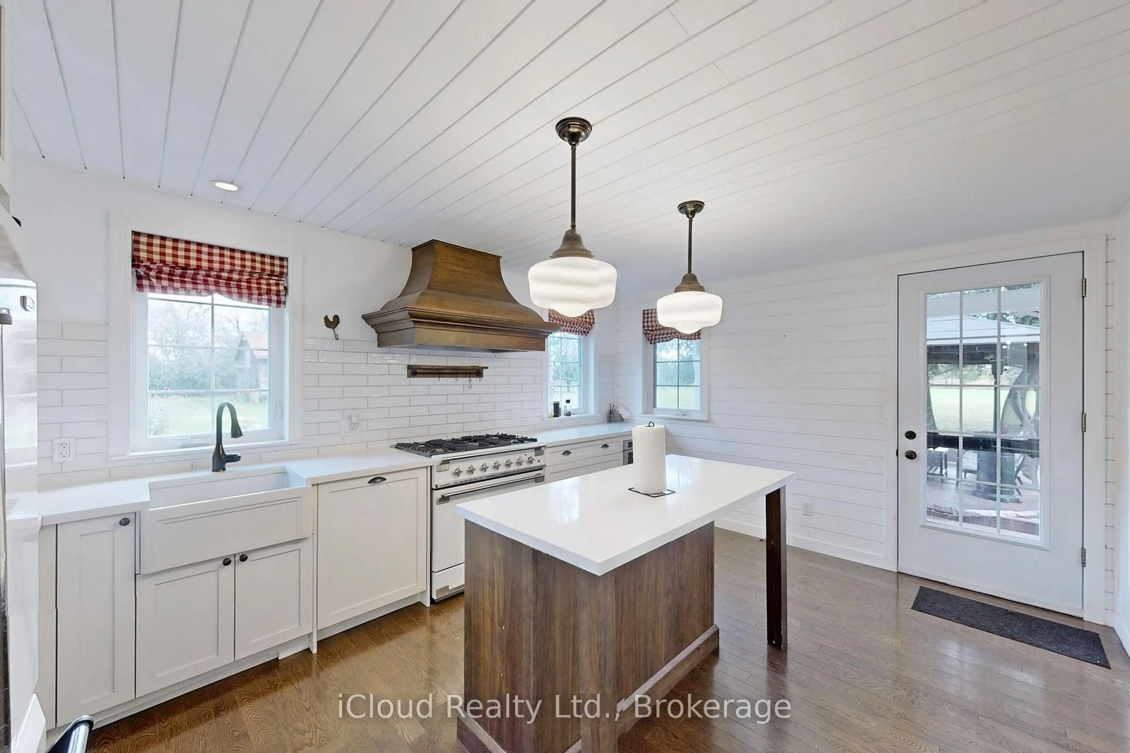 Open concept kitchen, unknown for 10948 Winston Churchill Blvd, Halton Hills Ontario L7G 4S7