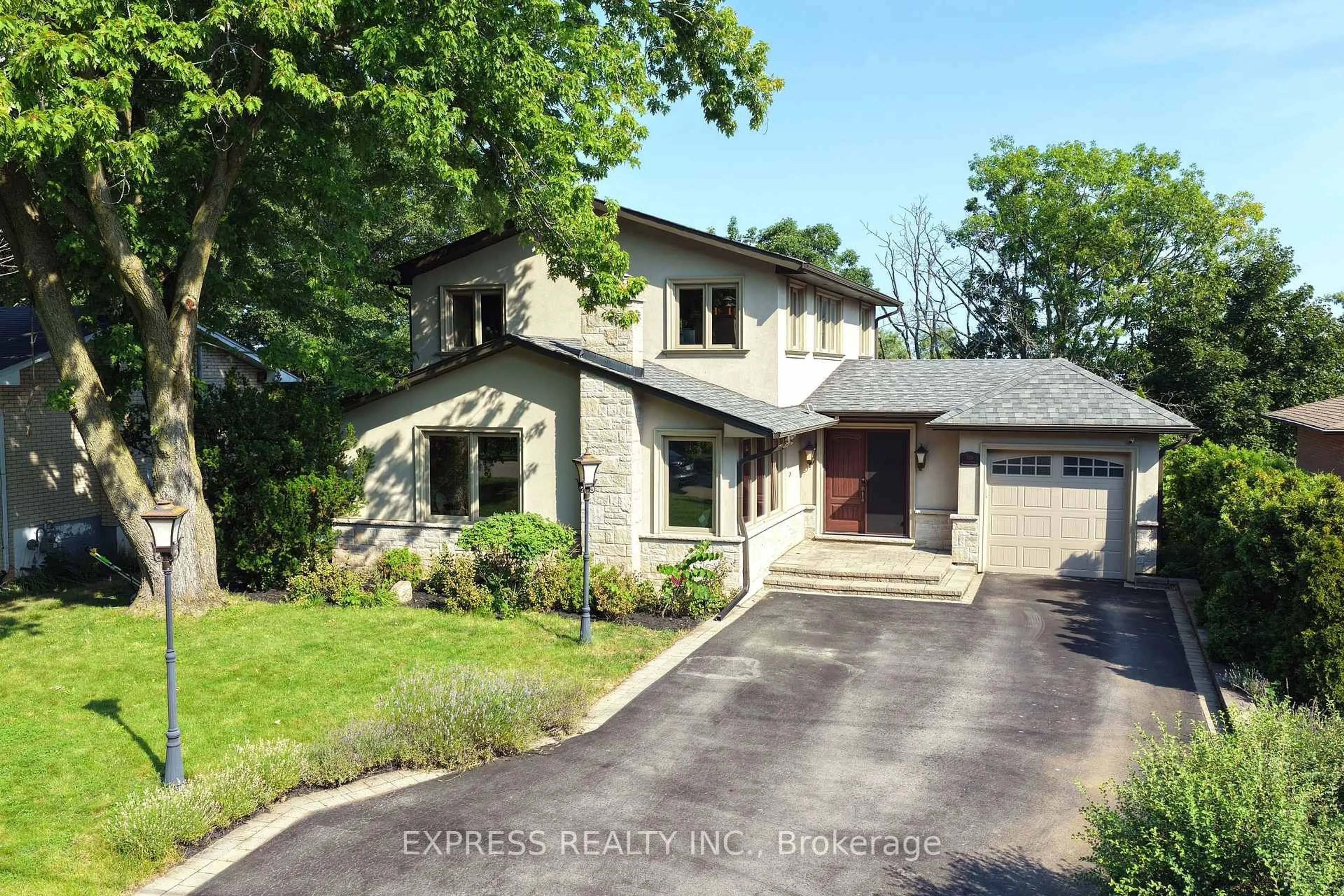 Home with brick exterior material, street for 506 Falgarwood Dr, Oakville Ontario L6H 1N3