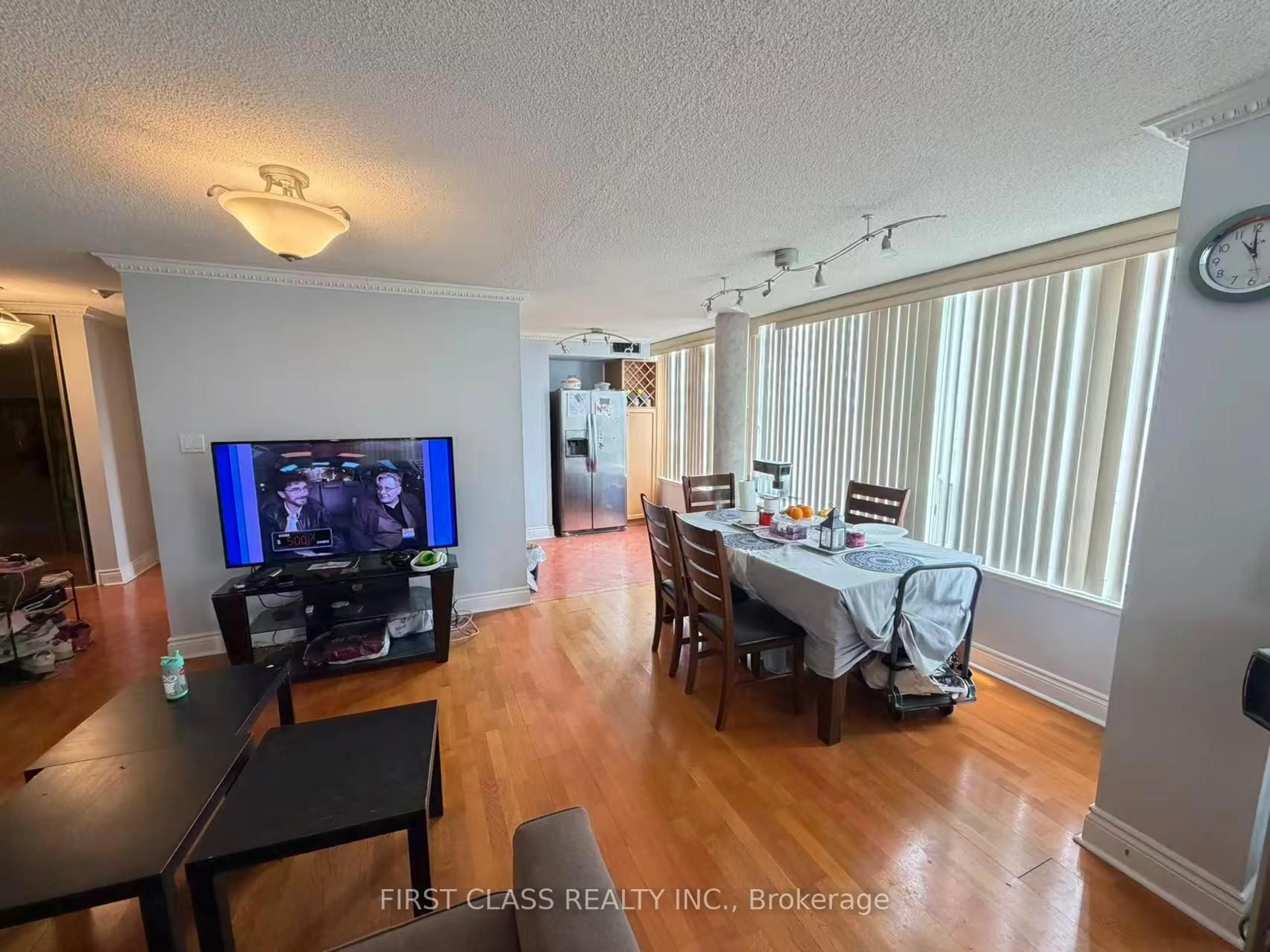 A pic of a room for 700 Constellation Dr #1208, Mississauga Ontario L5R 3G8