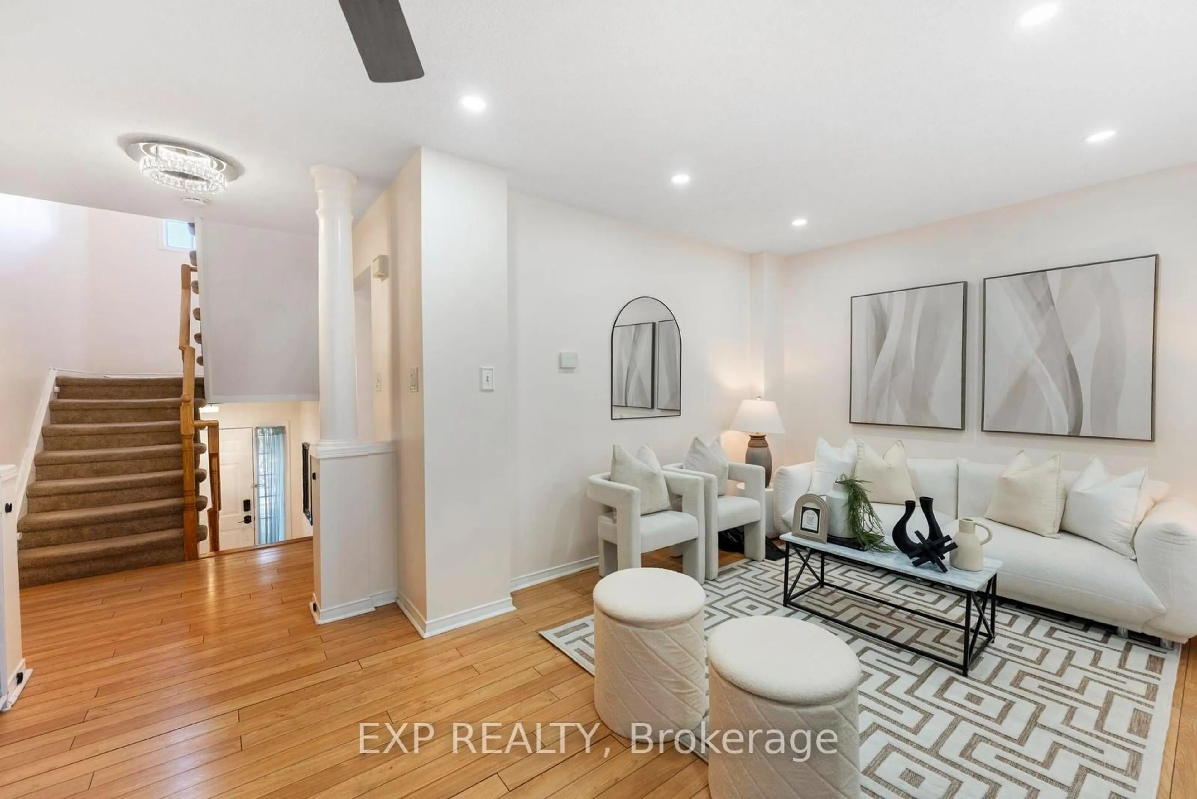 Indoor entryway for 123 Brickyard Way, Brampton Ontario L6V 4M2