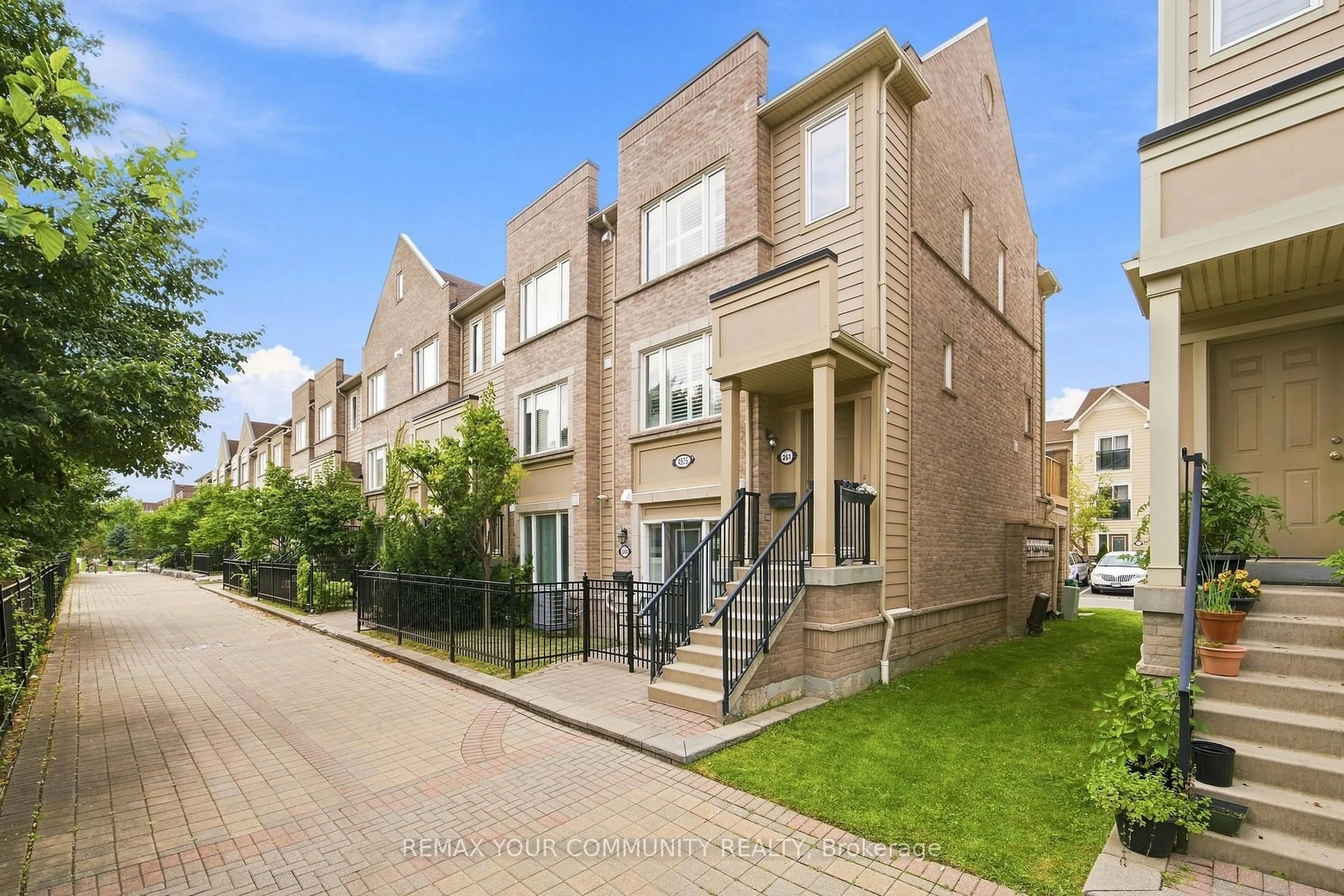 Home with brick exterior material, street for 4975 Southampton Dr #261, Mississauga Ontario L5M 8E2